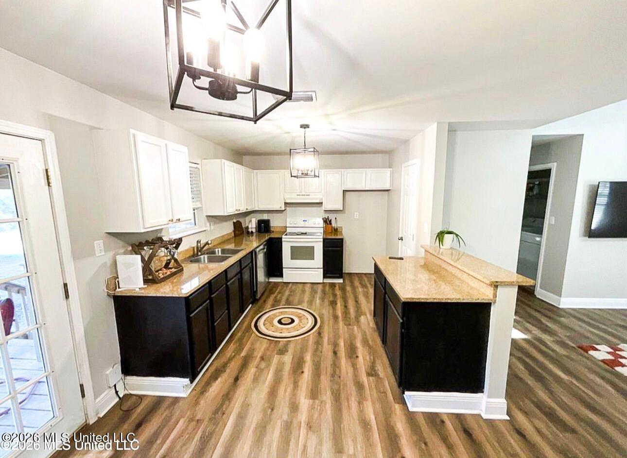 15526 Omas Road Property Photo 10