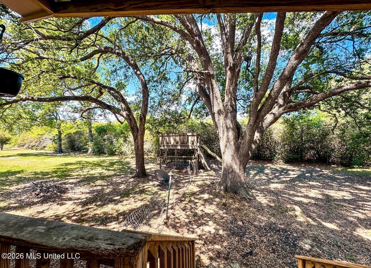 15526 Omas Road Property Photo 19