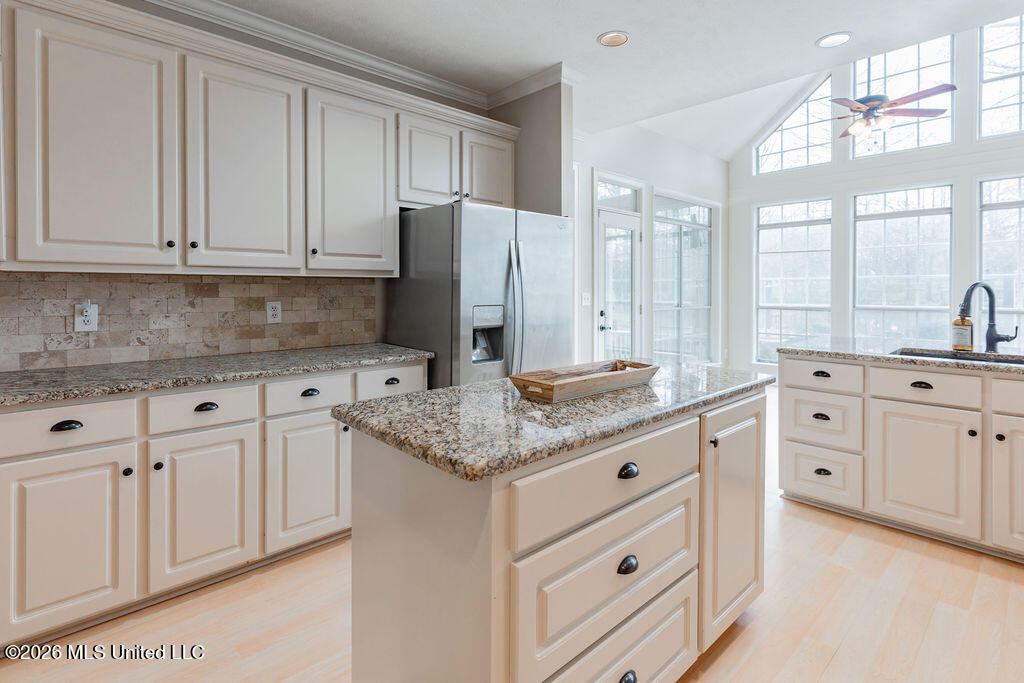 102 Hickory Hills Drive Property Photo 18