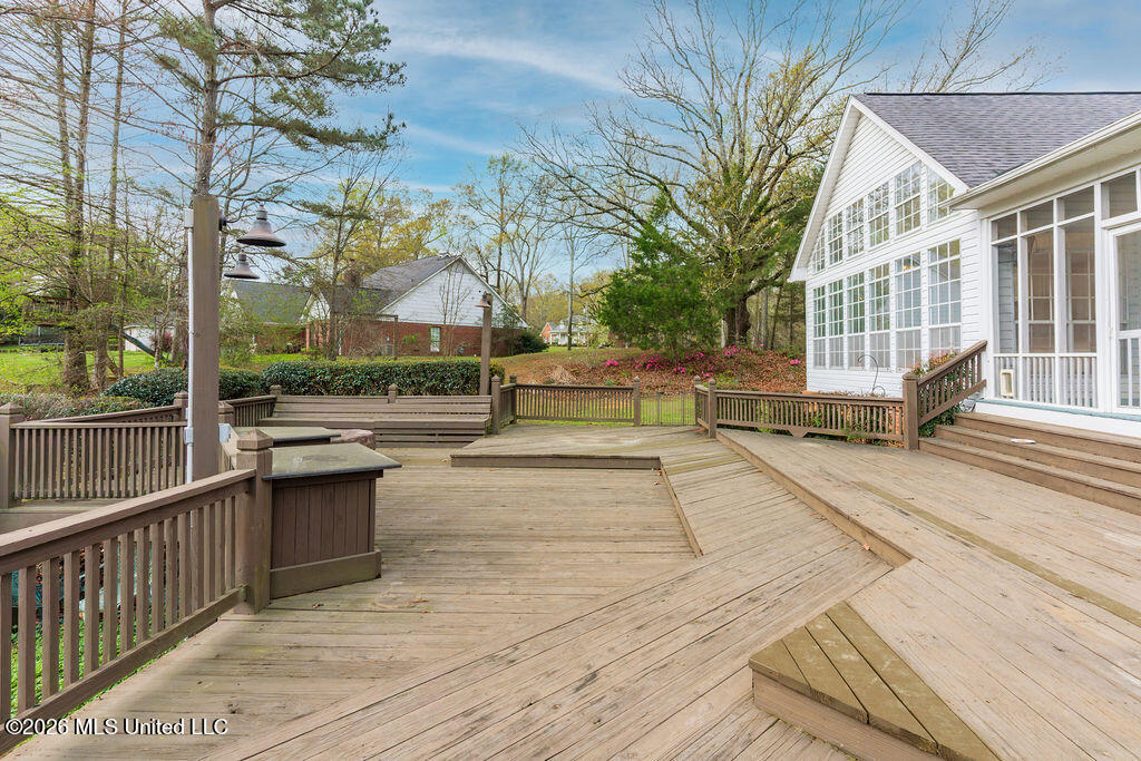 102 Hickory Hills Drive Property Photo 52