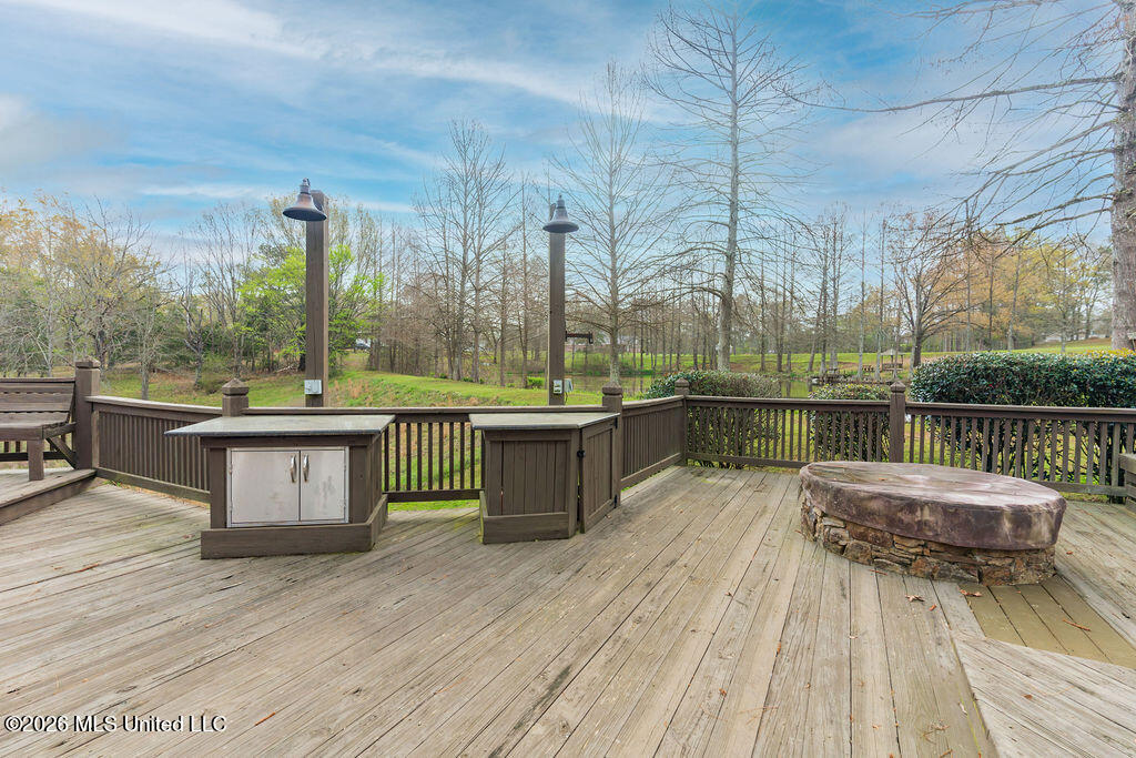 102 Hickory Hills Drive Property Photo 55