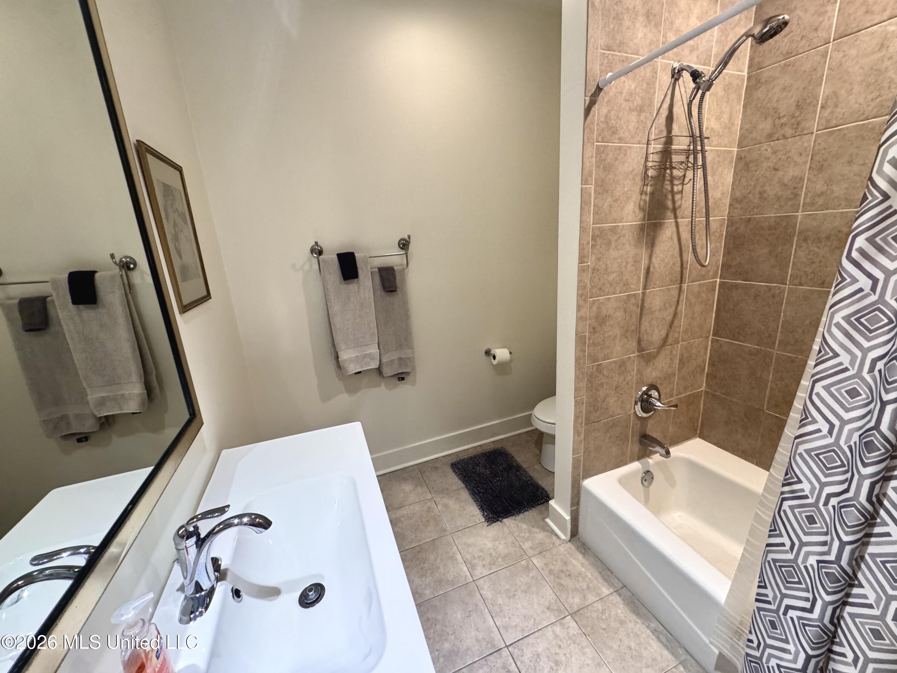 228 Yazoo Avenue Property Photo 7