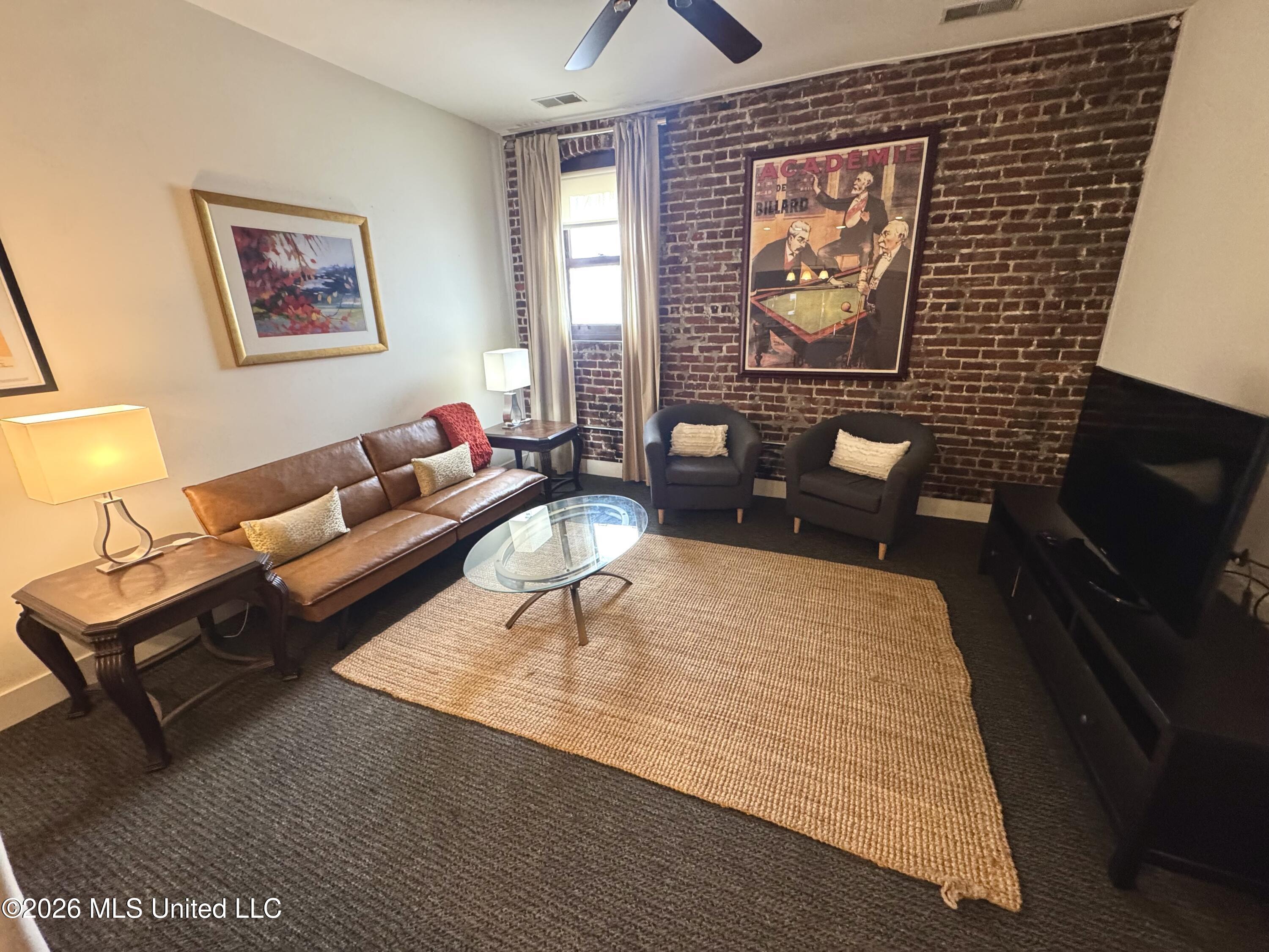 228 Yazoo Avenue Property Photo 3