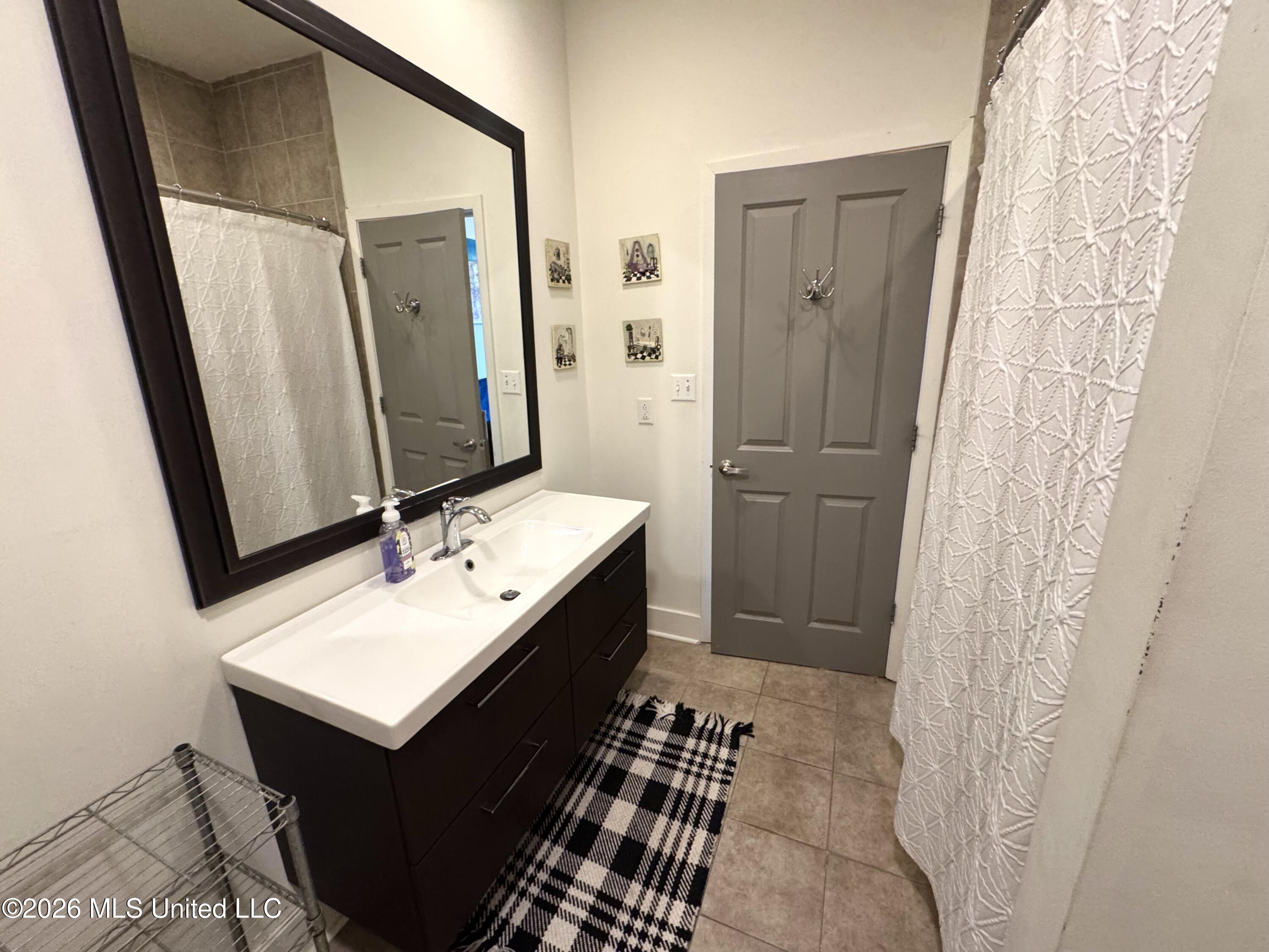 228 Yazoo Avenue Property Photo 8