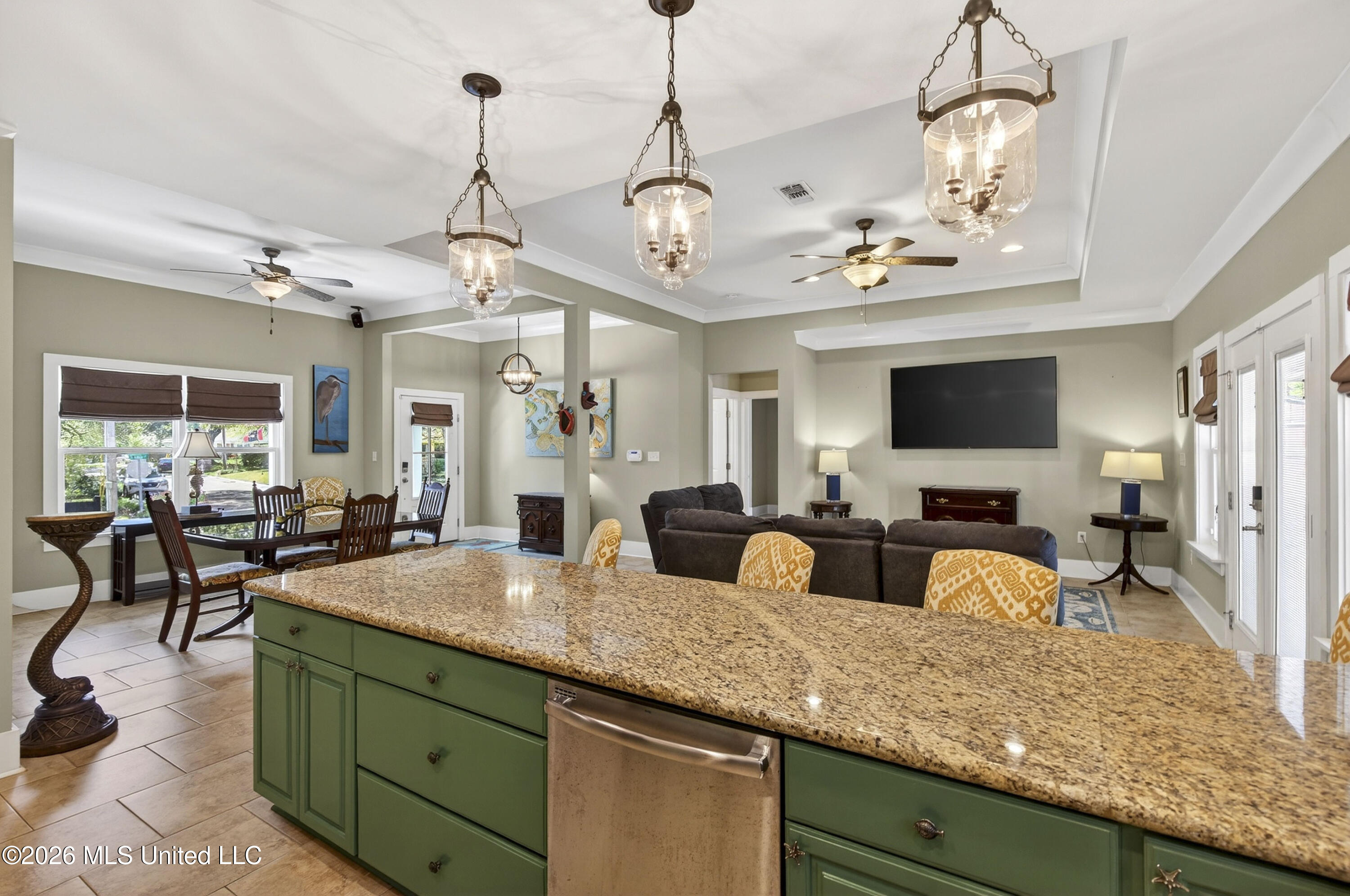 109 E Azalea Drive Property Photo 12