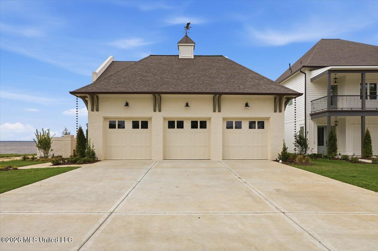 609 Osprey Cove Property Photo 3