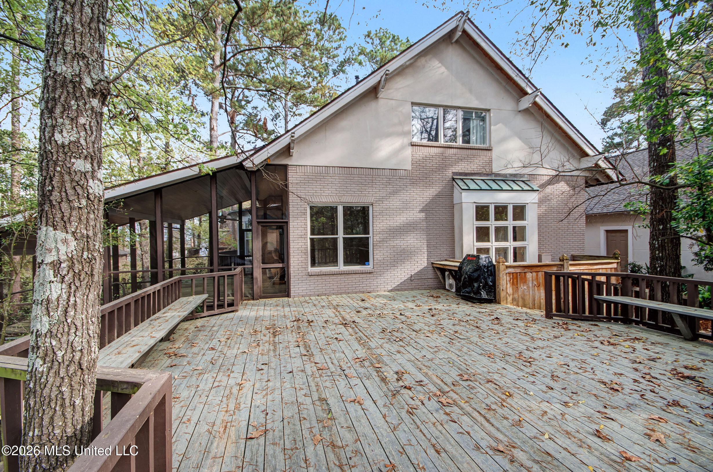 104 Grey Brant Court Property Photo 11