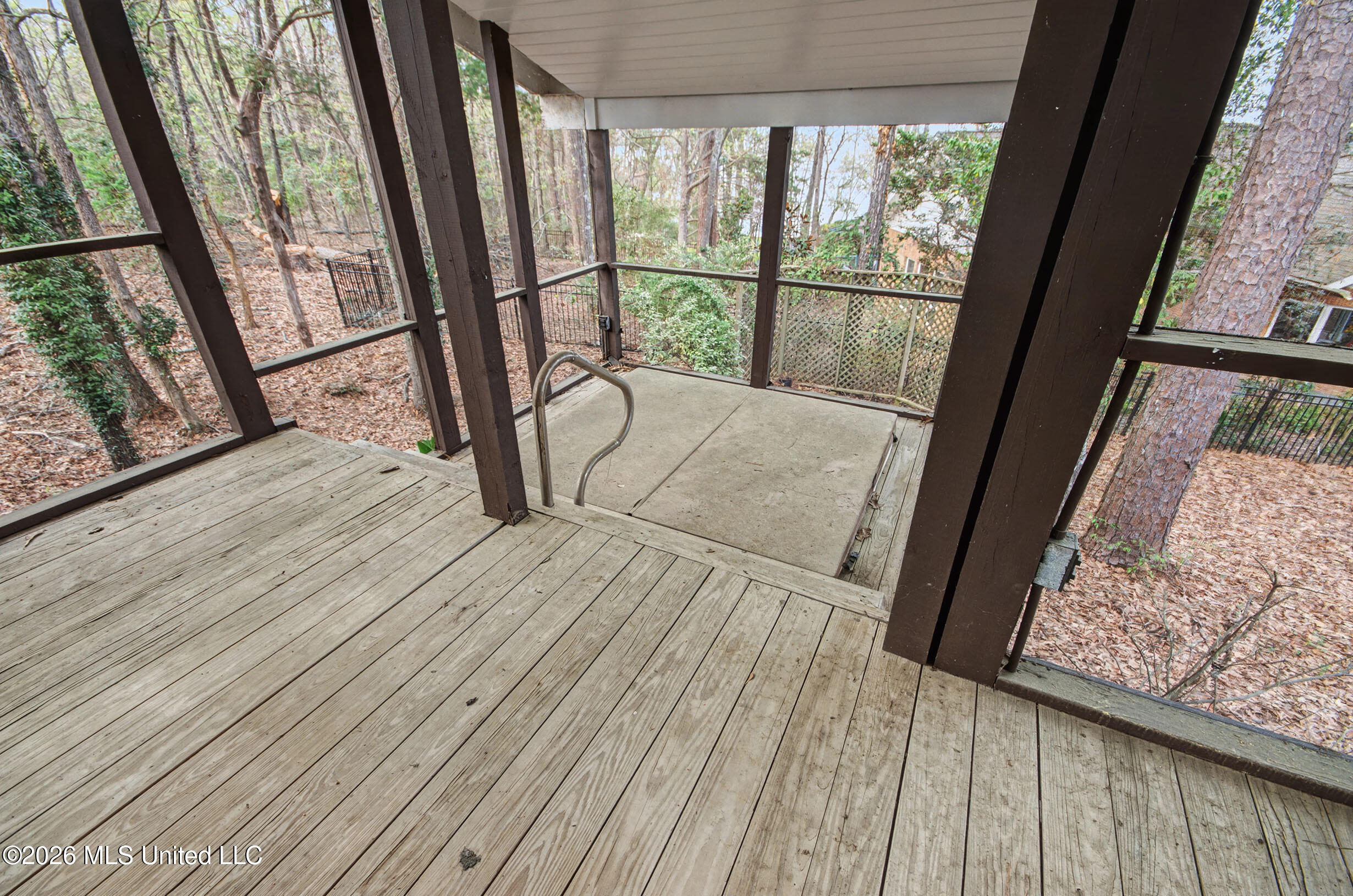 104 Grey Brant Court Property Photo 15