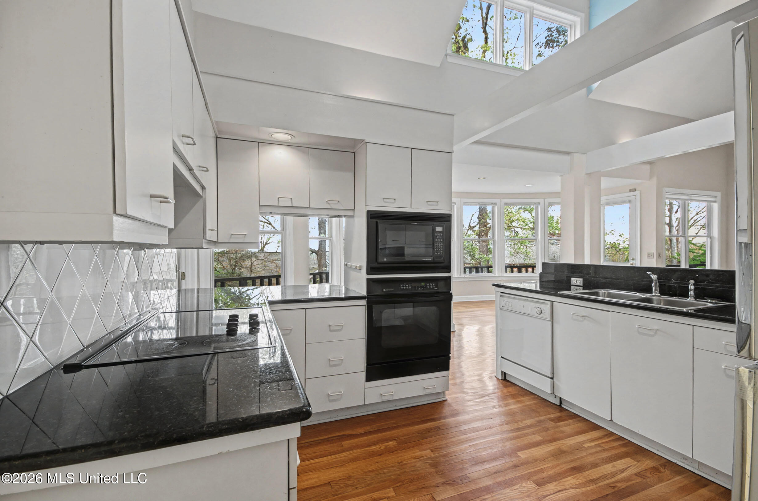 104 Grey Brant Court Property Photo 42