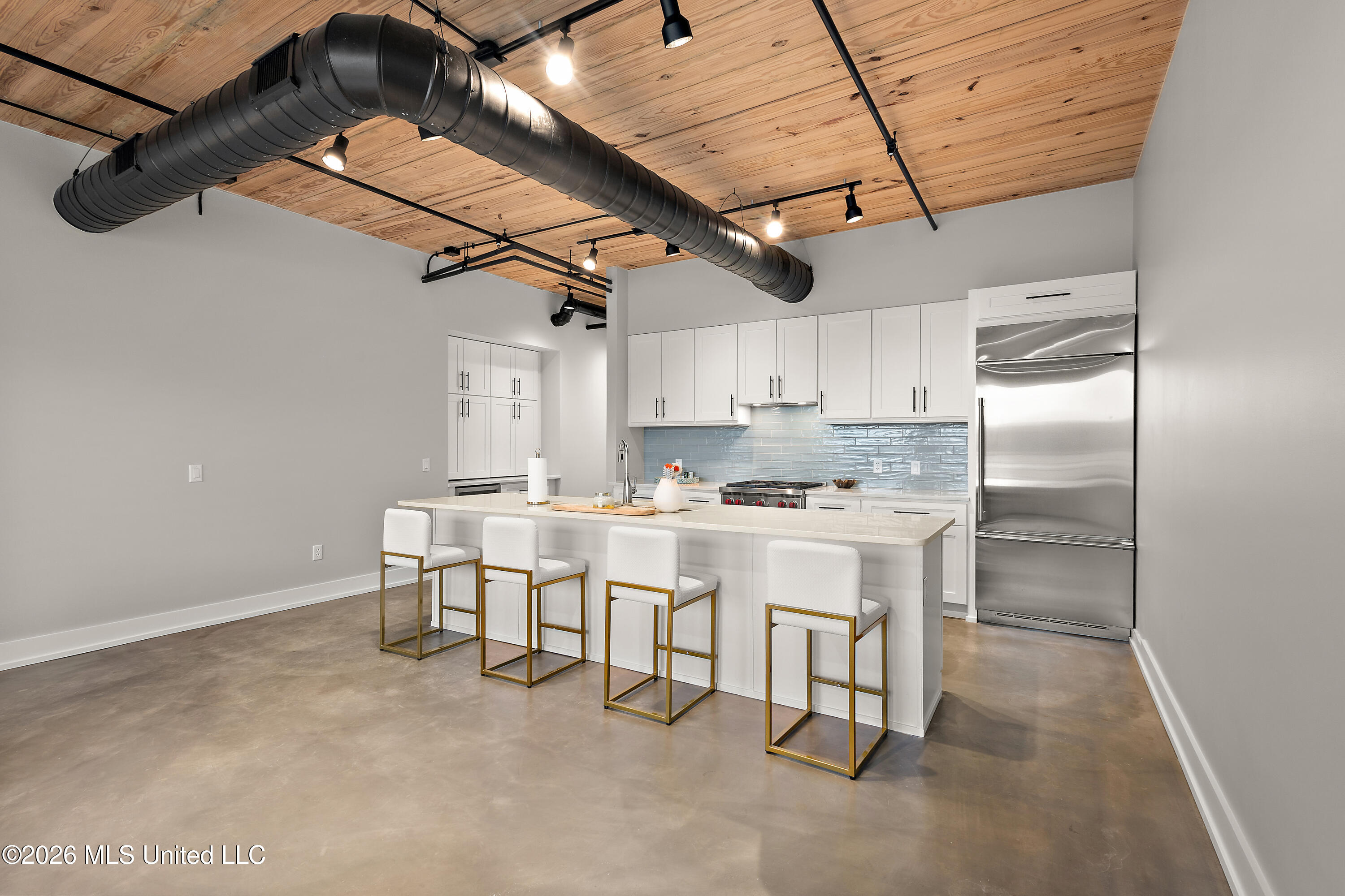145 Republic Street Property Photo 5