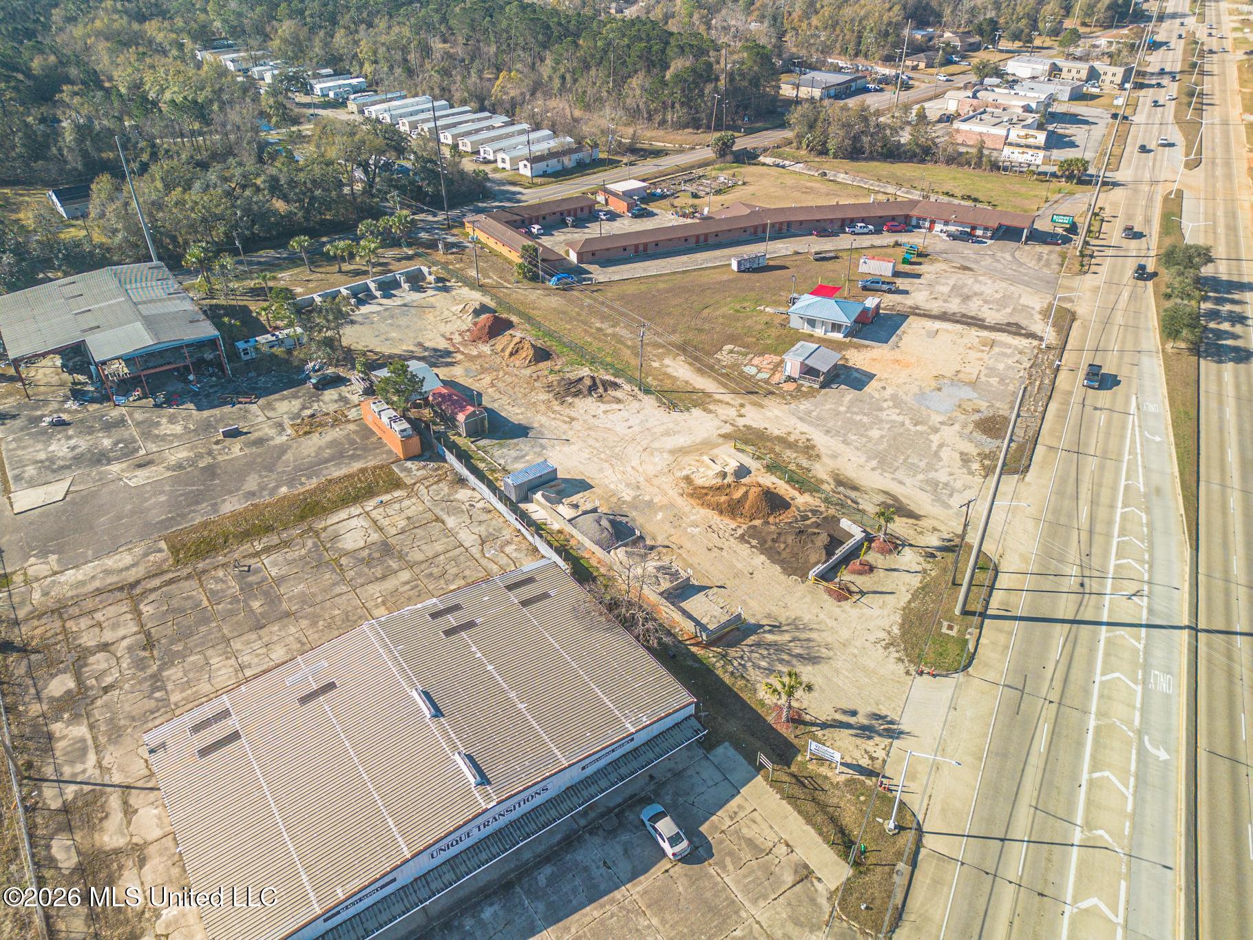 509 Hwy 90 Property Photo 3