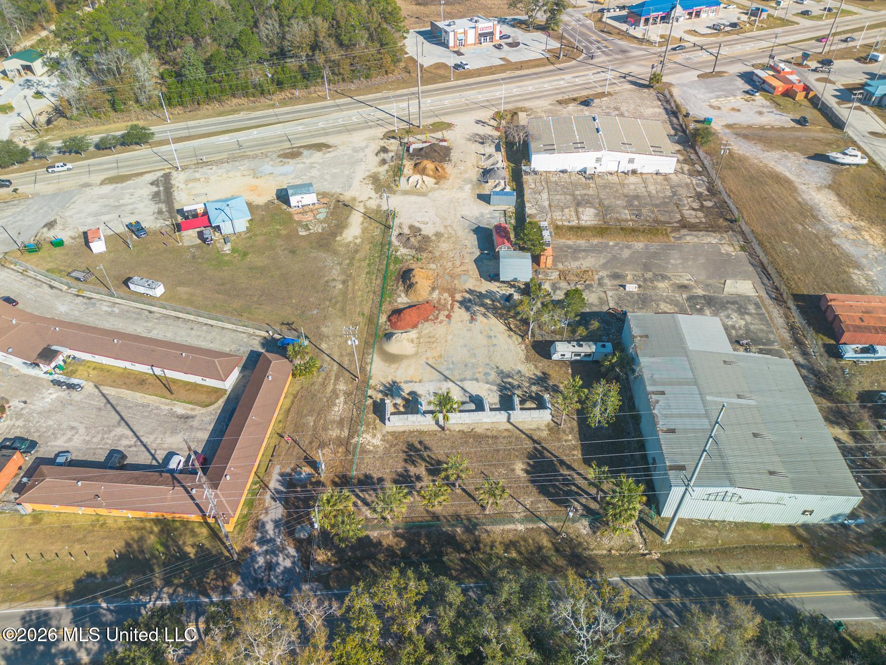 509 Hwy 90 Property Photo 5