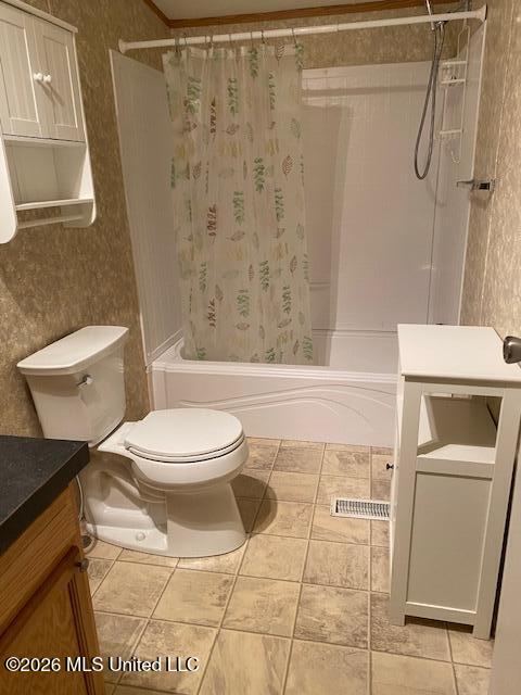 5702 Rollinson Road Property Photo 3