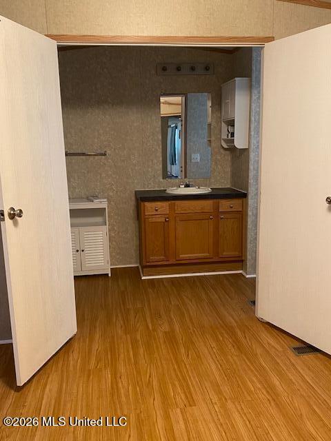 5702 Rollinson Road Property Photo 5