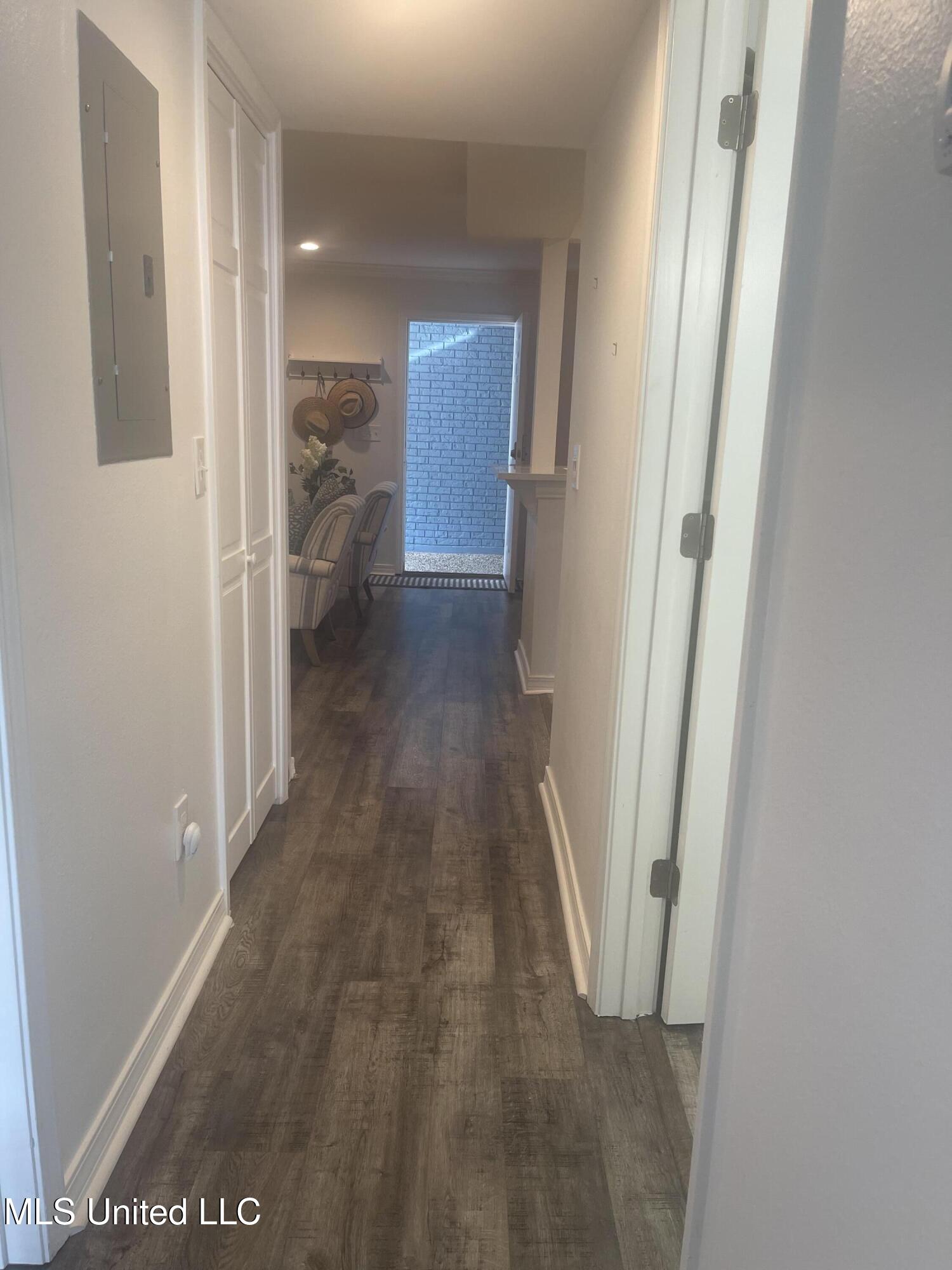 1282 Beach Boulevard Property Photo 13