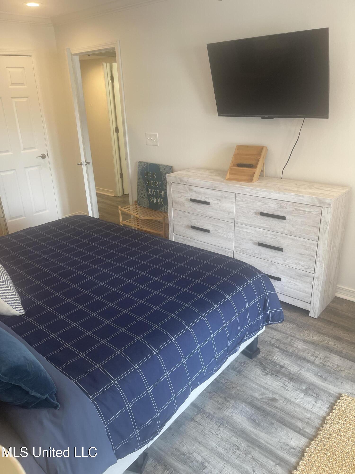 1282 Beach Boulevard Property Photo 19
