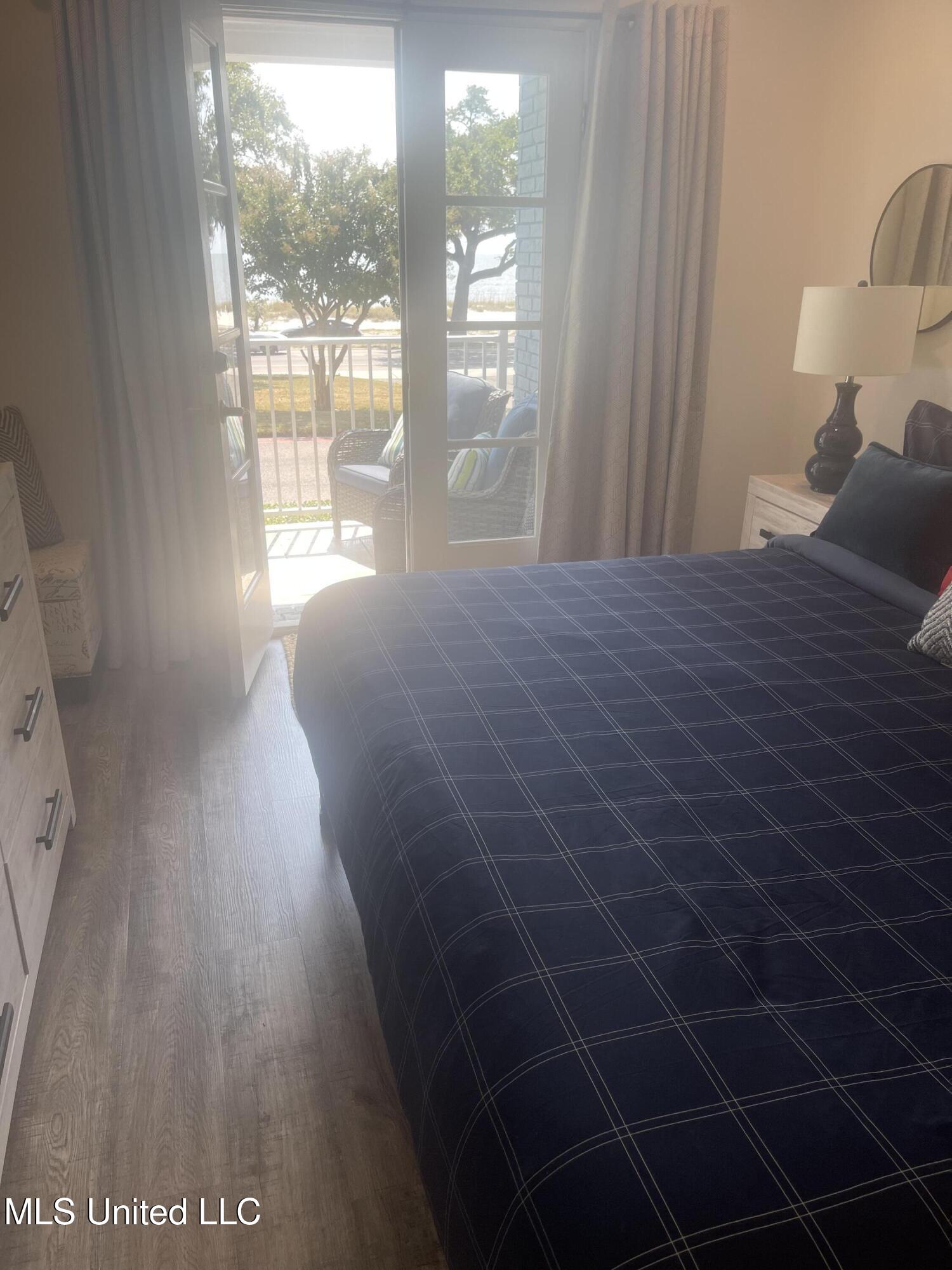 1282 Beach Boulevard Property Photo 22