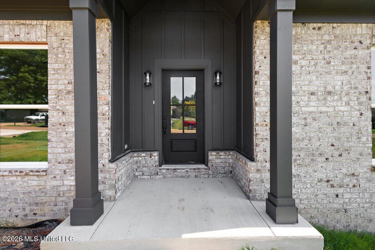 111 Carolina Circle Property Photo 4