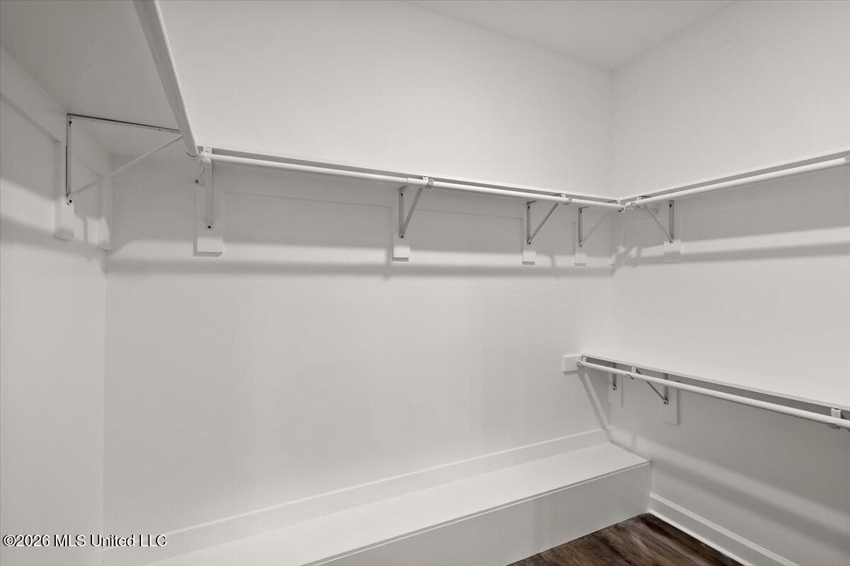 111 Carolina Circle Property Photo 22