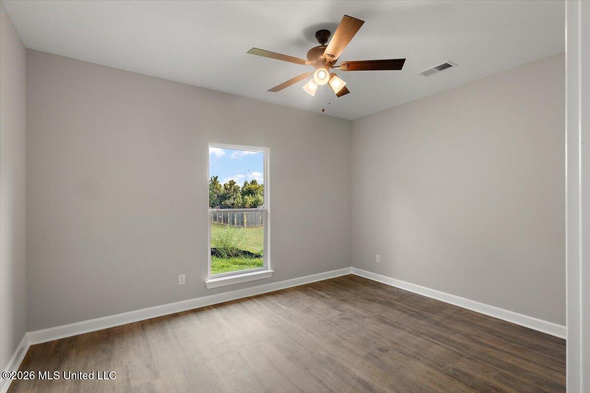 111 Carolina Circle Property Photo 25