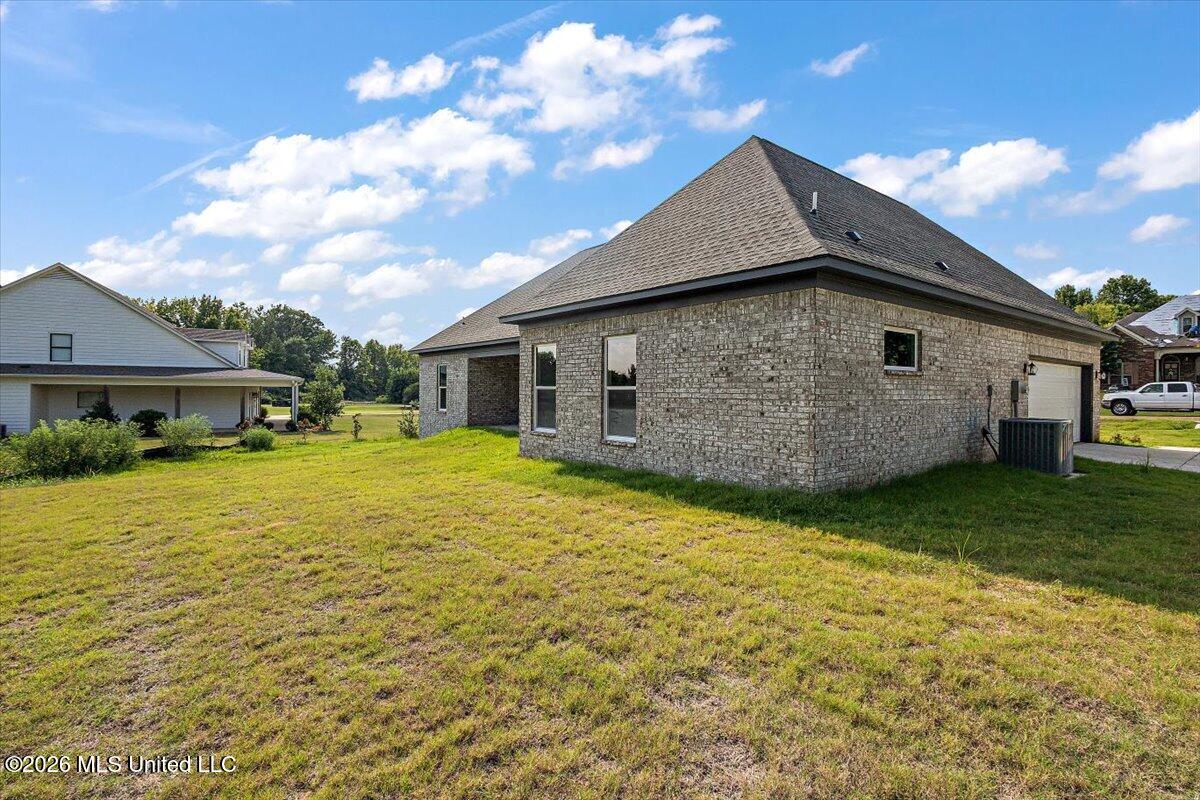 111 Carolina Circle Property Photo 30