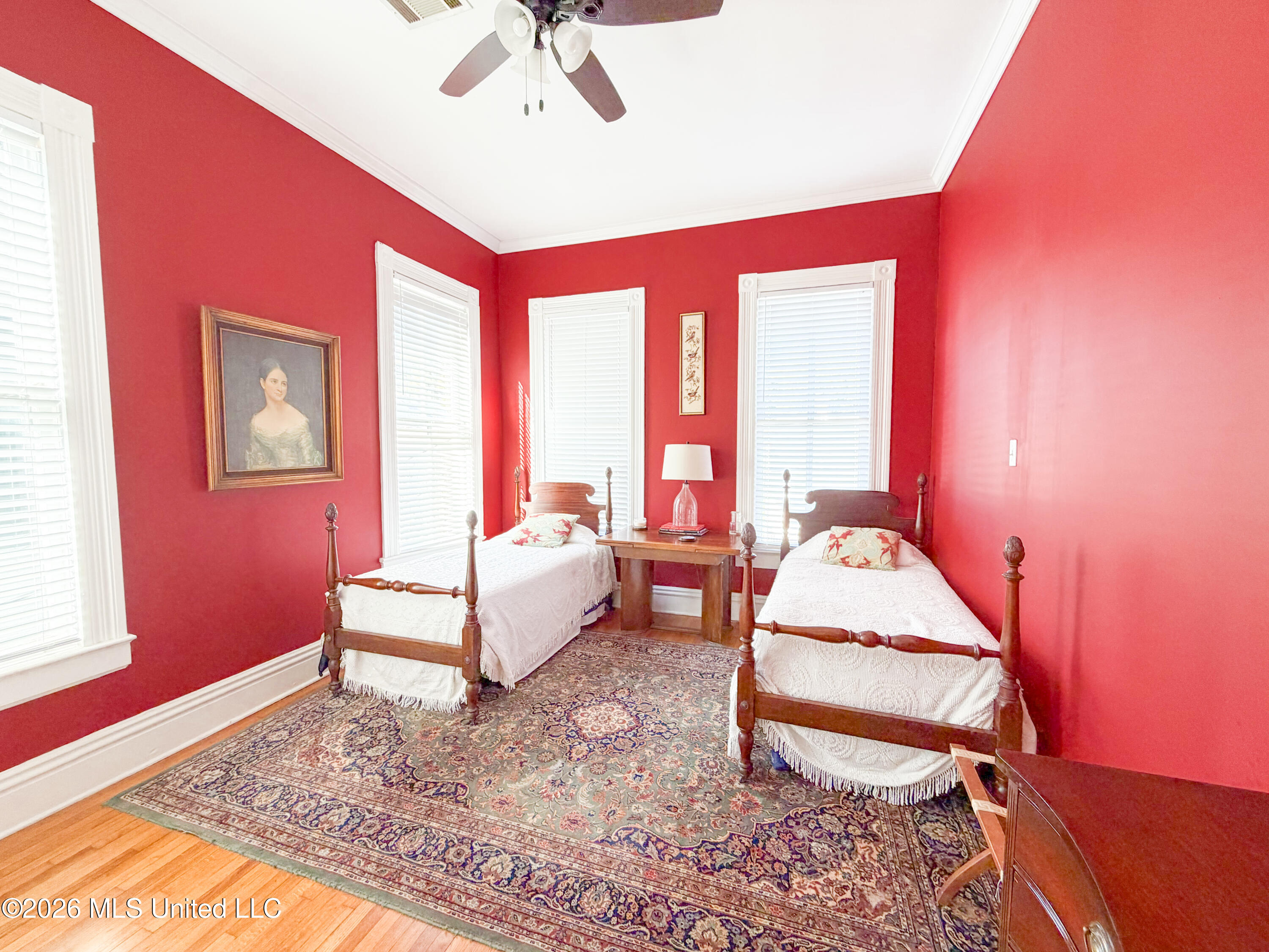 610 State Street Property Photo 13