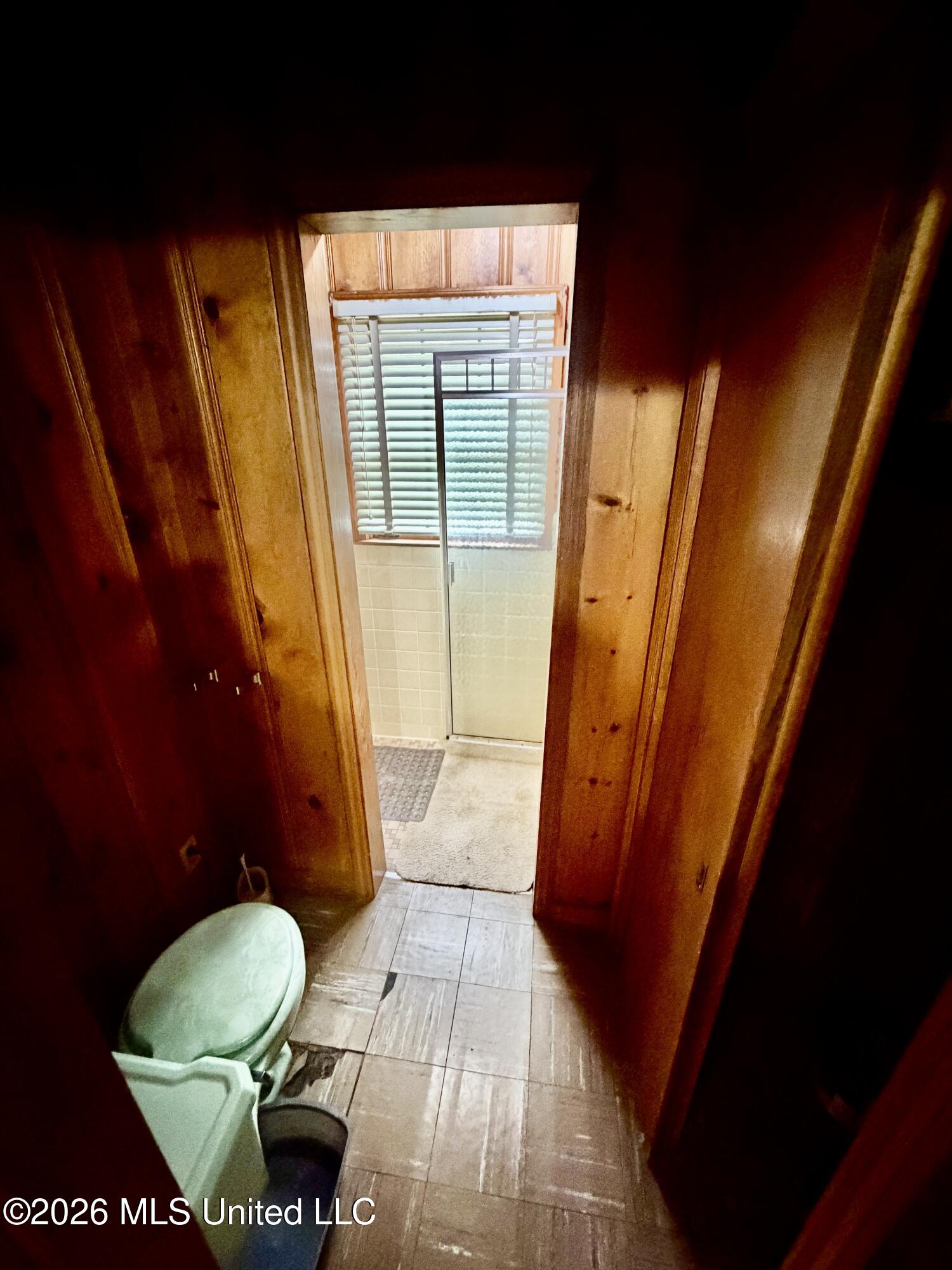405 Preston Street Property Photo 3