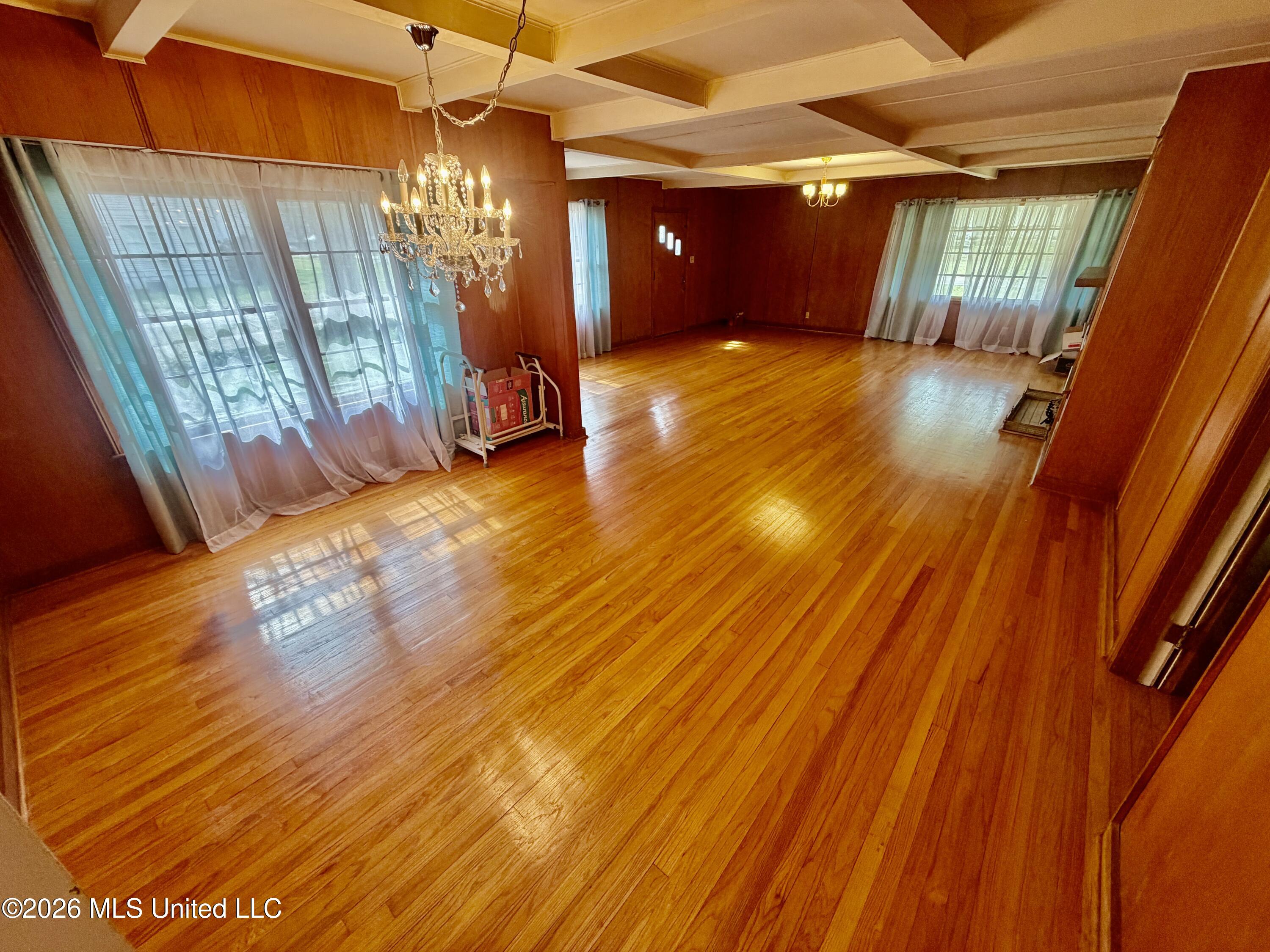 405 Preston Street Property Photo 11