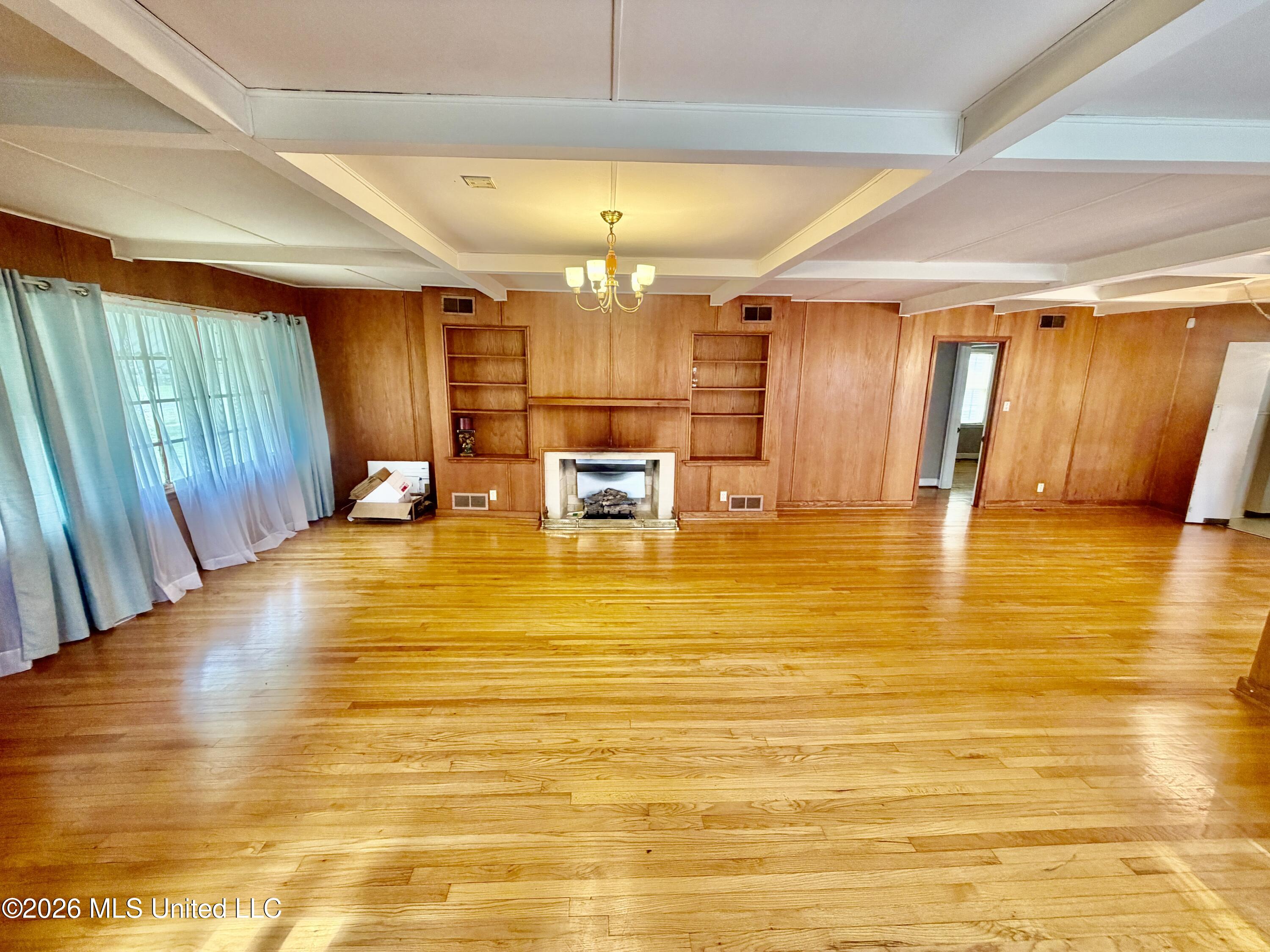 405 Preston Street Property Photo 12
