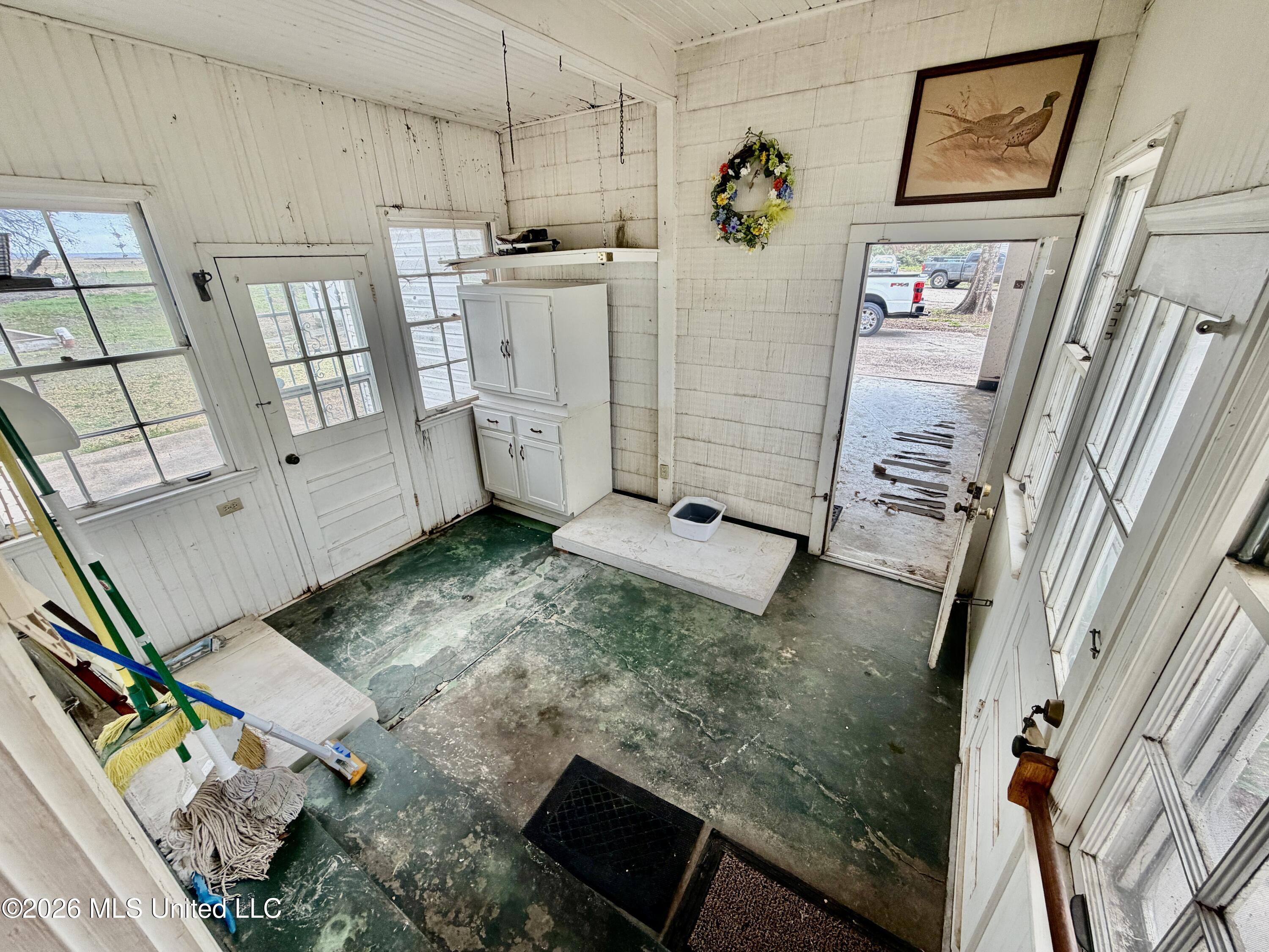 405 Preston Street Property Photo 16