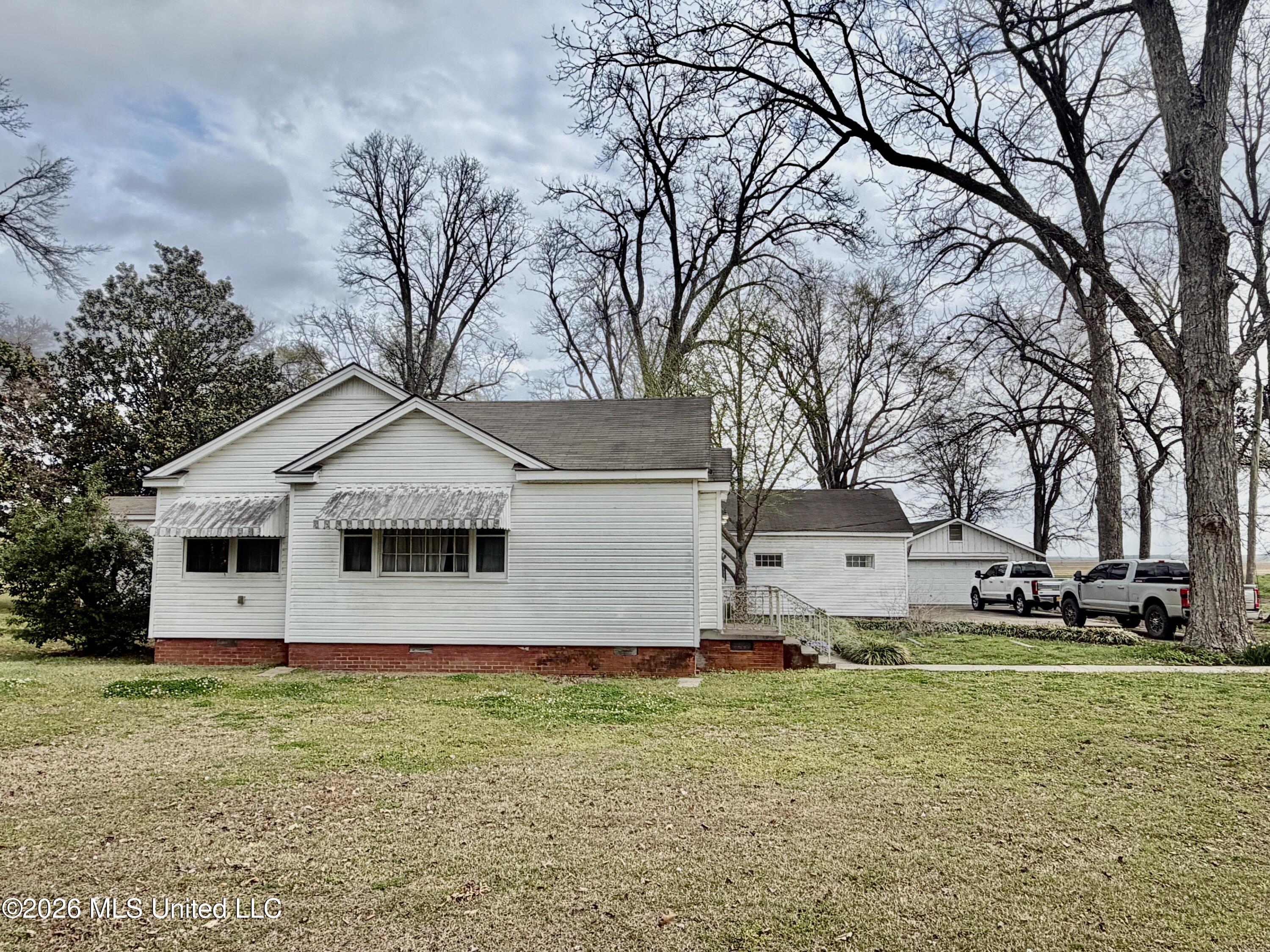405 Preston Street Property Photo 20
