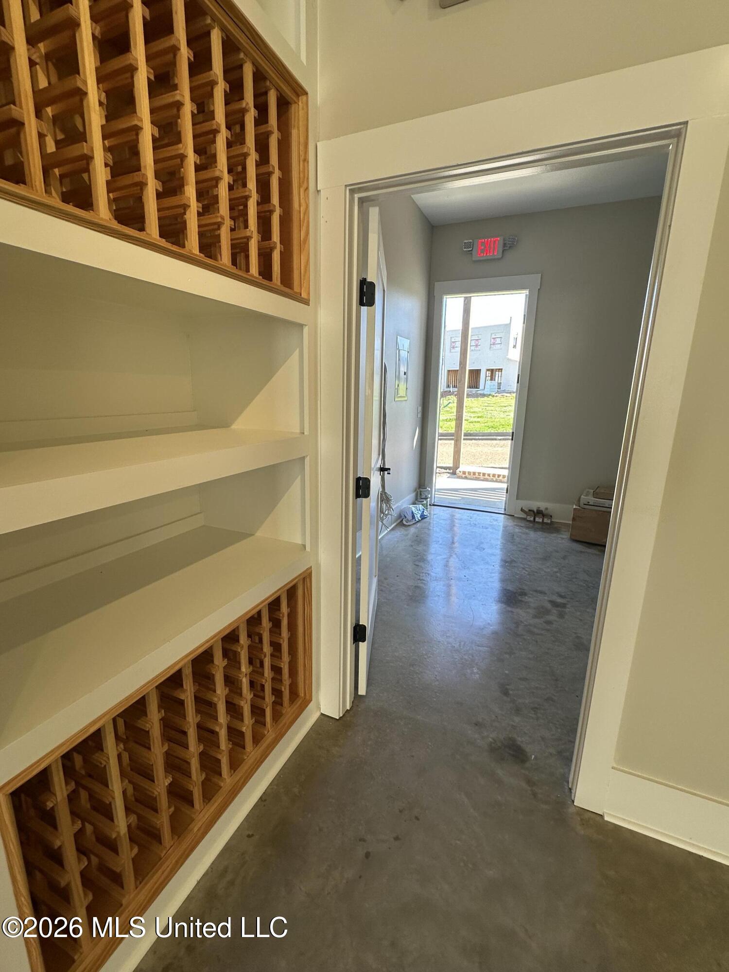 253 N Natchez Drive Property Photo 4