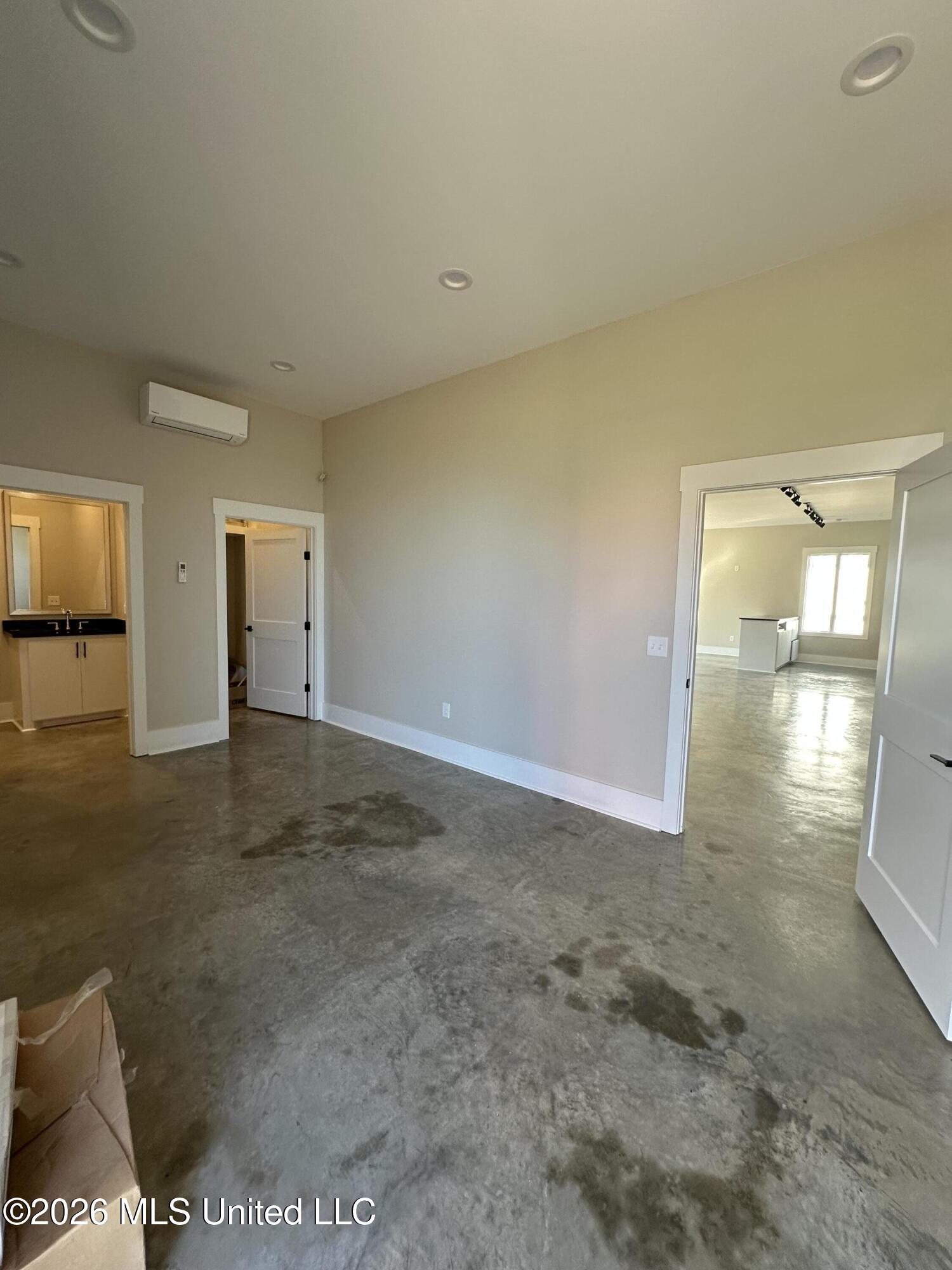 253 N Natchez Drive Property Photo 7