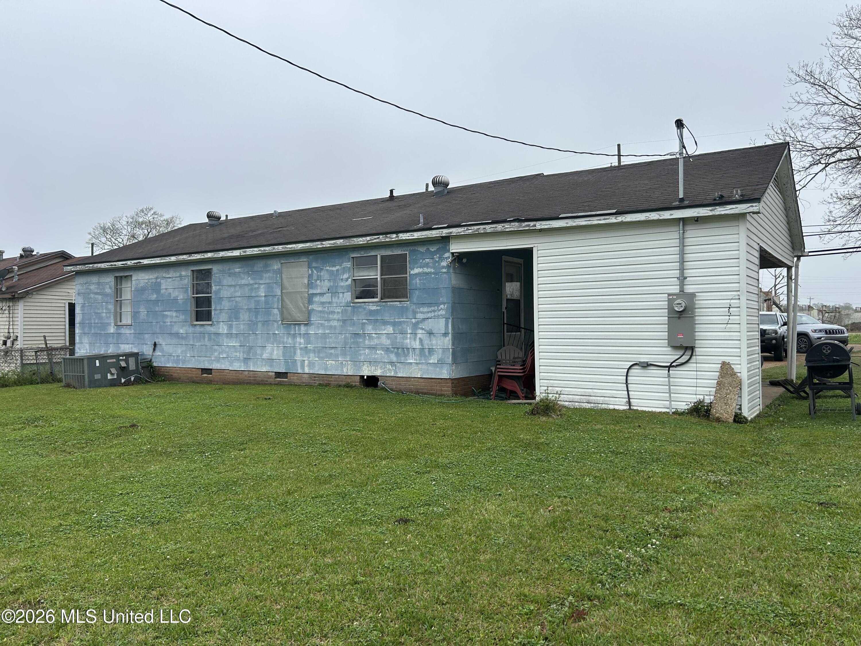 110 Main Street Property Photo 3