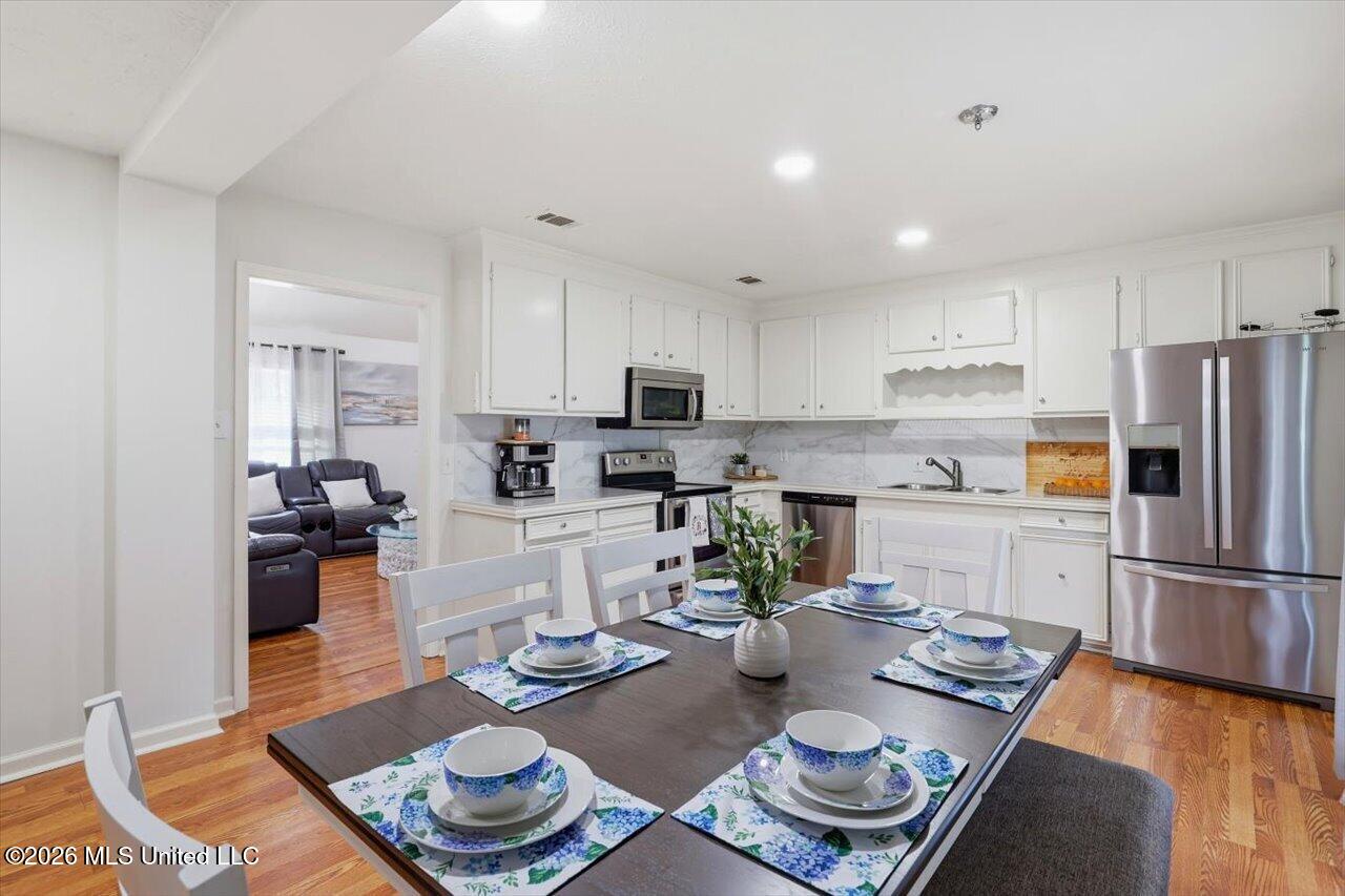 137 Short Street Property Photo 12