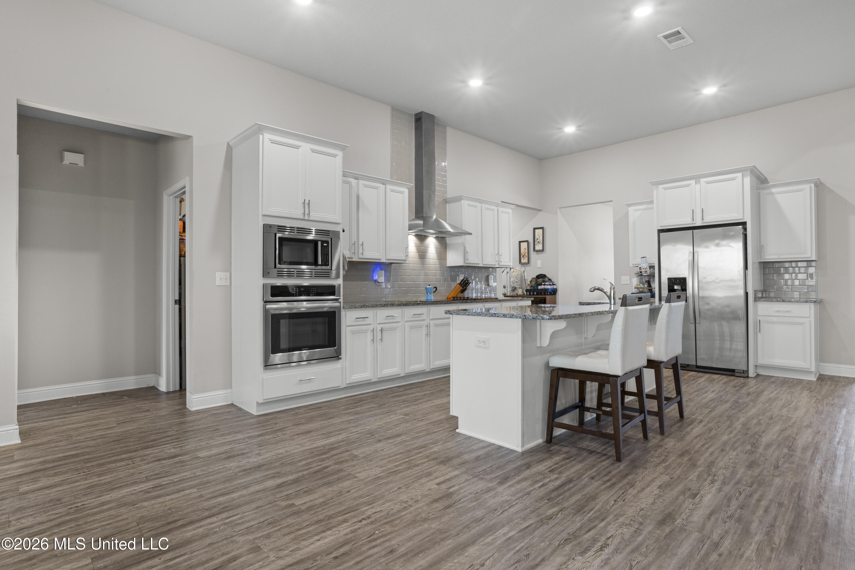 10641 Chapelwood Drive Property Photo 11