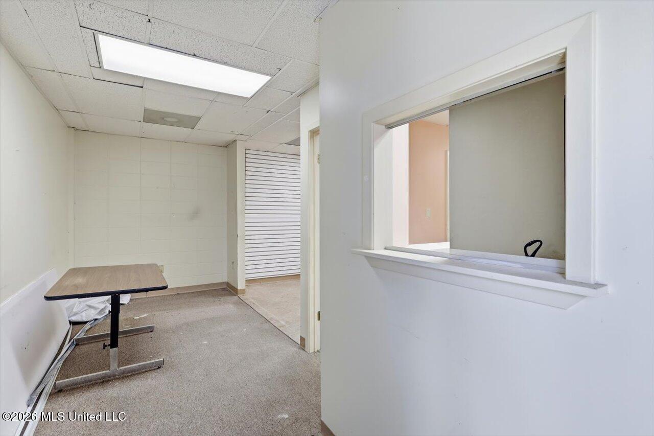500 E Woodrow Wilson Avenue Property Photo 5