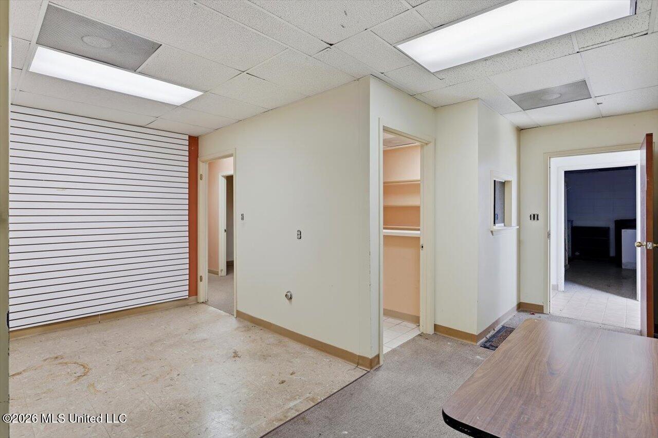 500 E Woodrow Wilson Avenue Property Photo 6