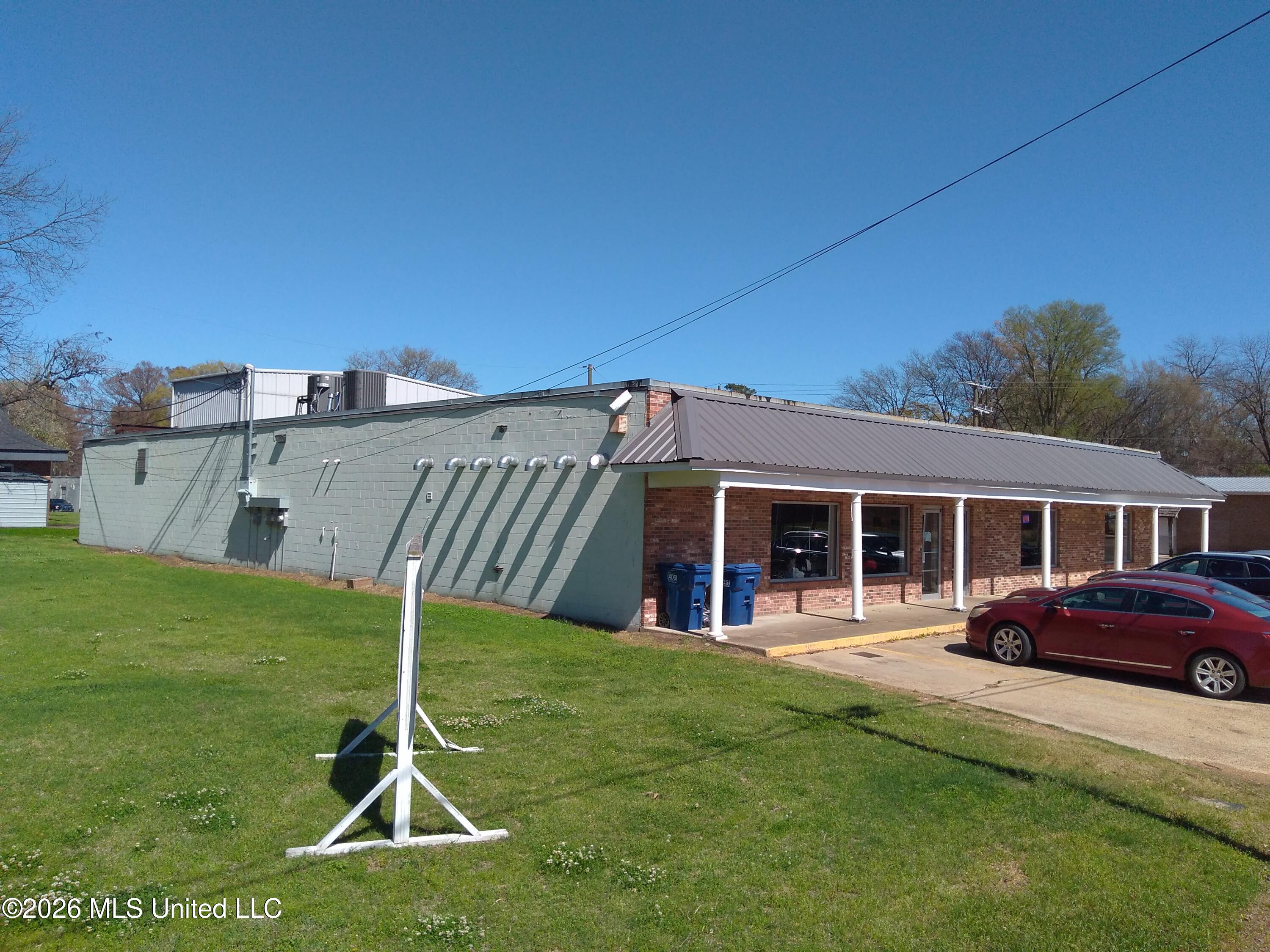 315 2nd Street Property Photo 37