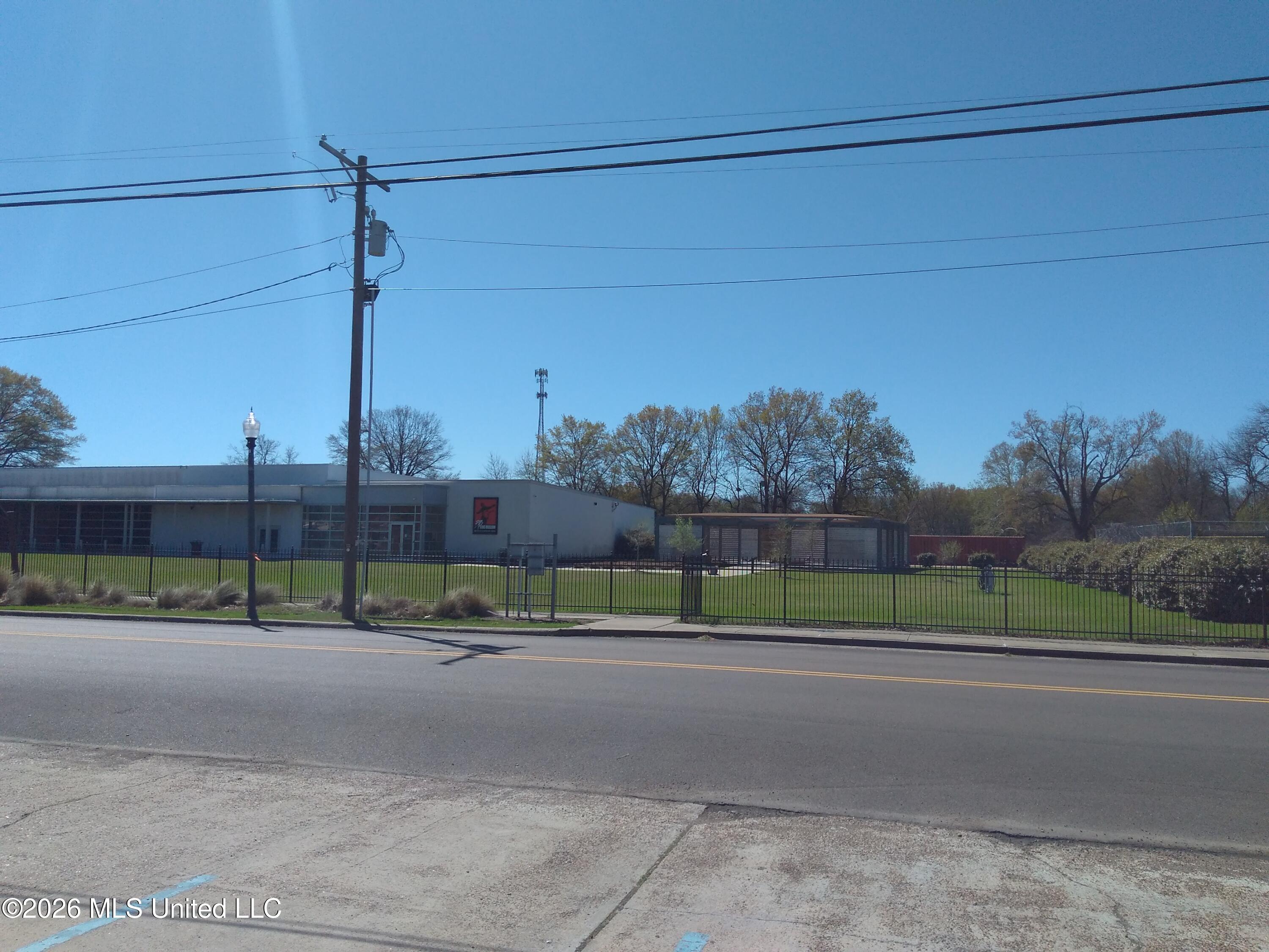 315 2nd Street Property Photo 48