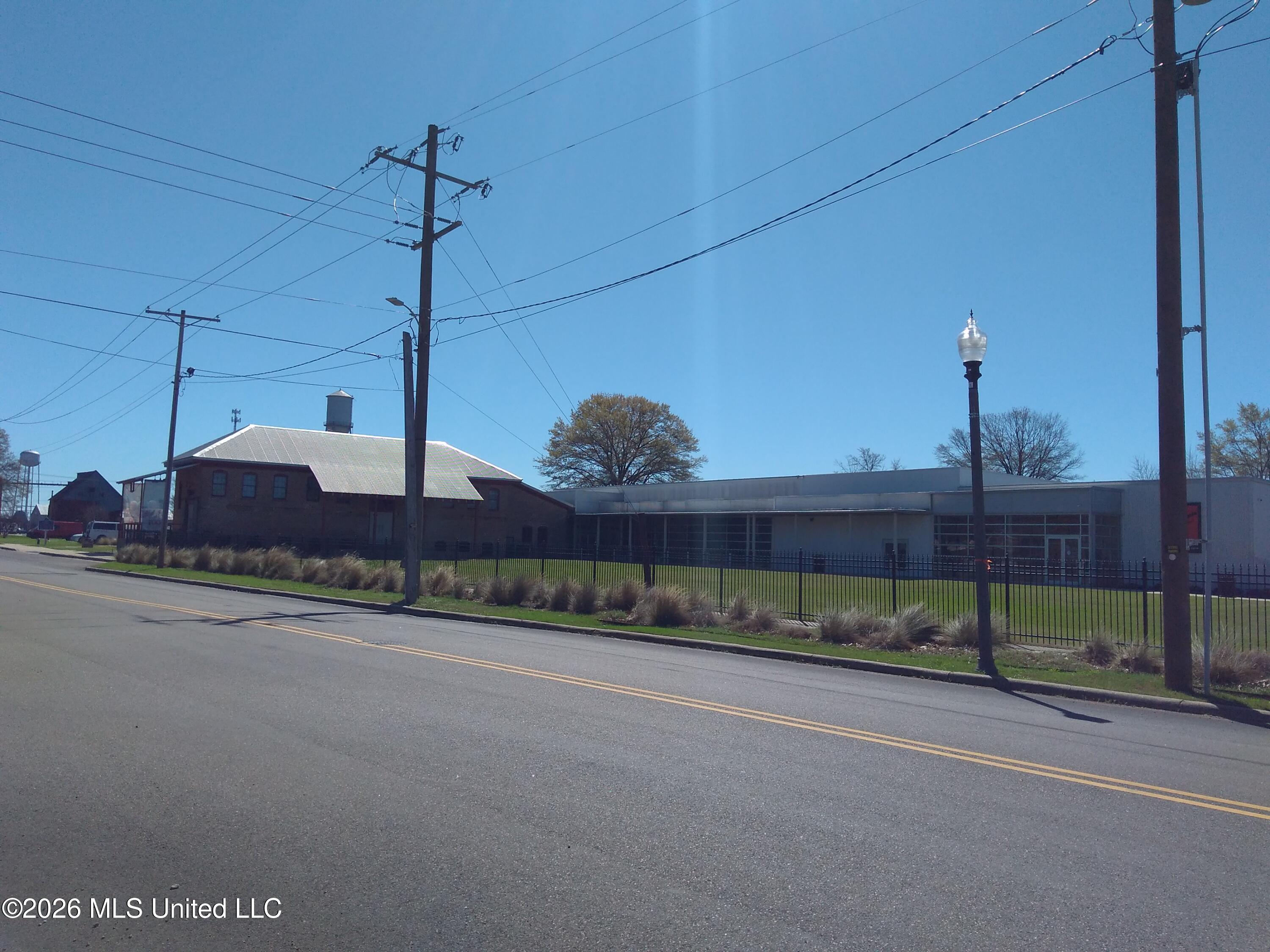 315 2nd Street Property Photo 49