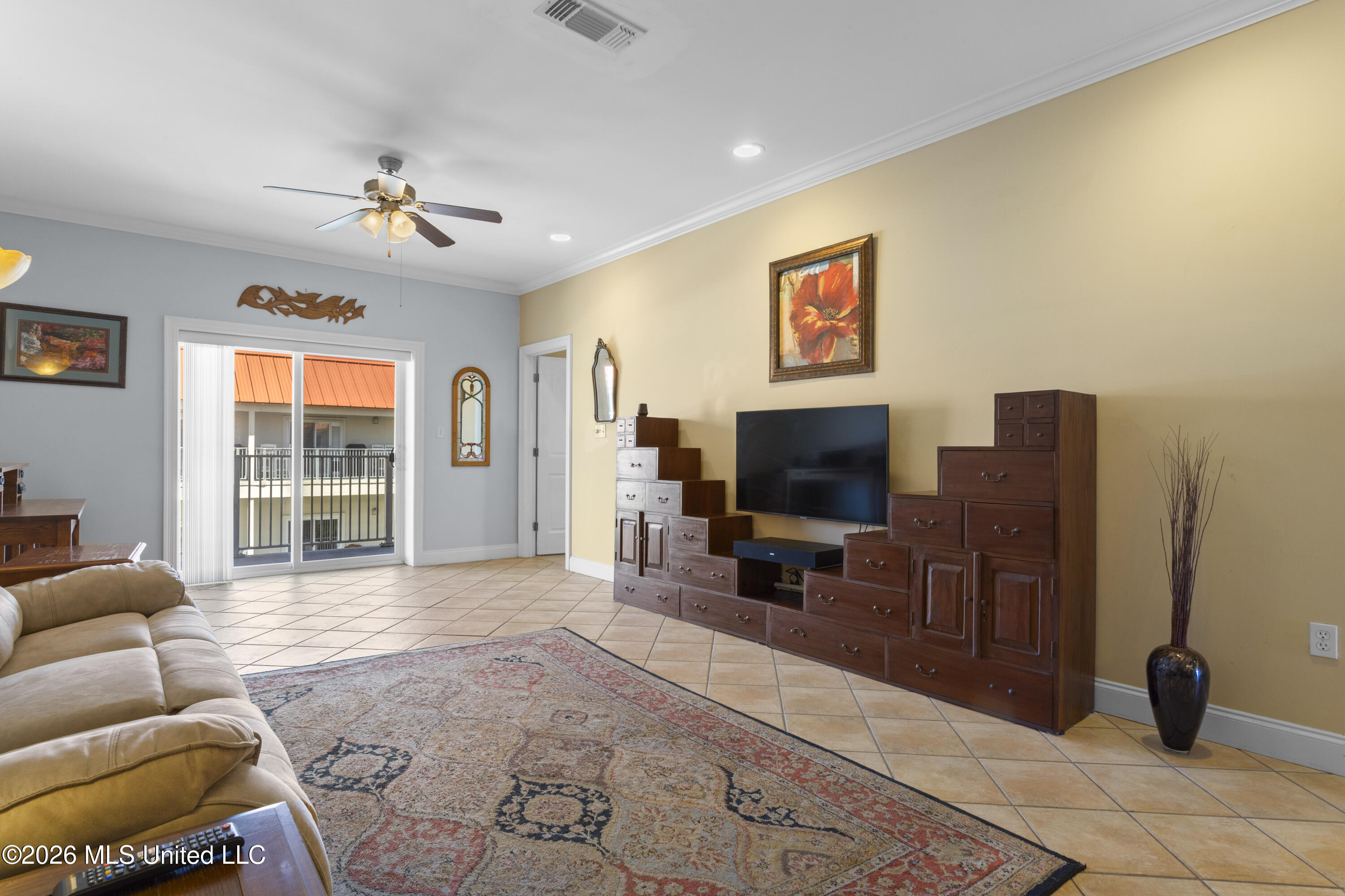 1453 E Beach Boulevard Property Photo 8