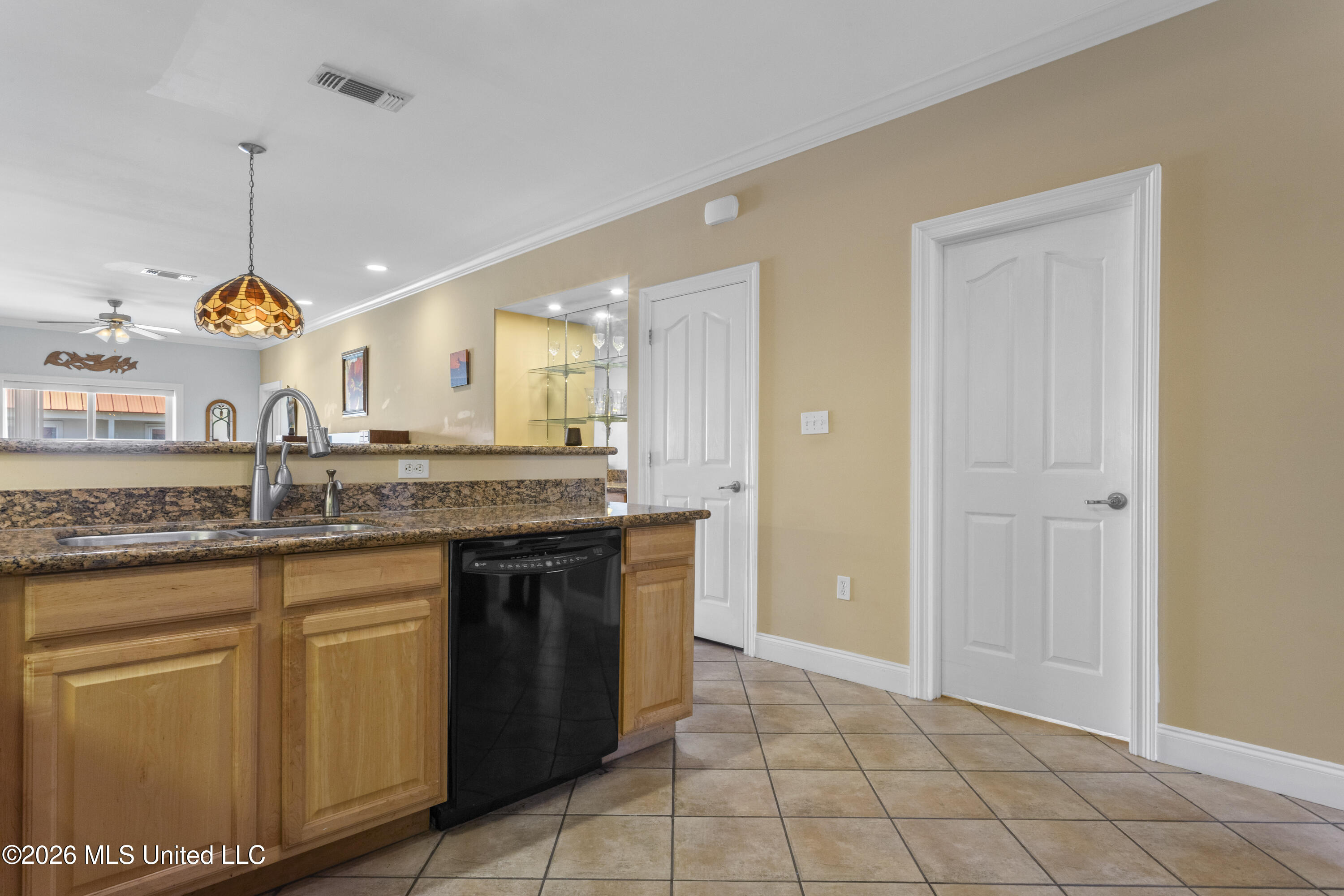 1453 E Beach Boulevard Property Photo 17