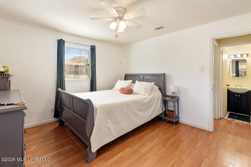 1903 Meadowbrook Street Property Photo 7