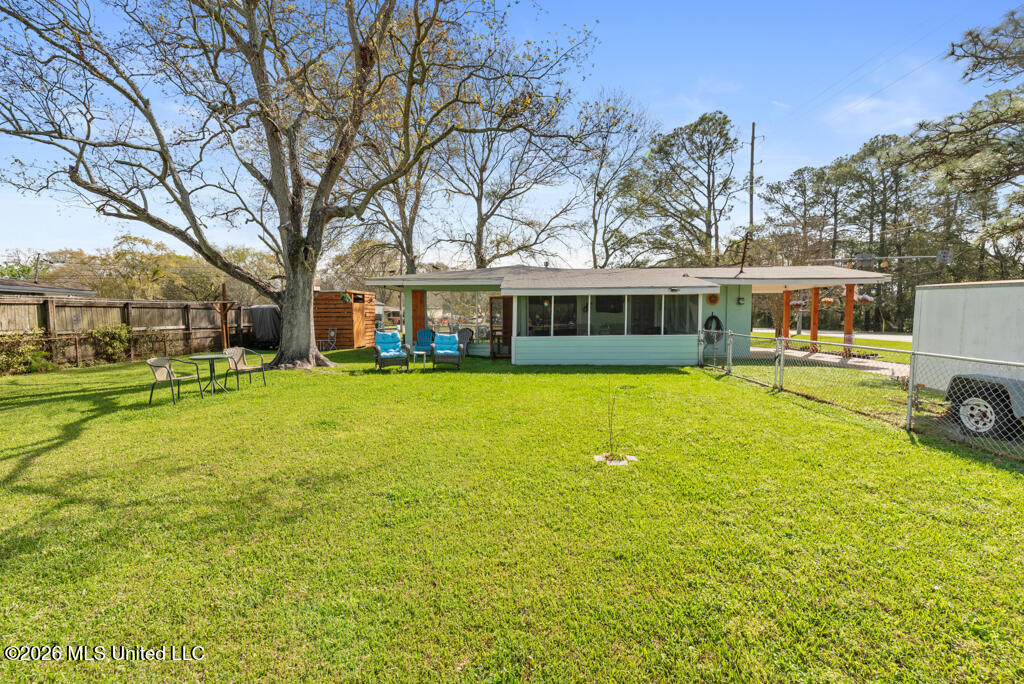 1903 Meadowbrook Street Property Photo 37