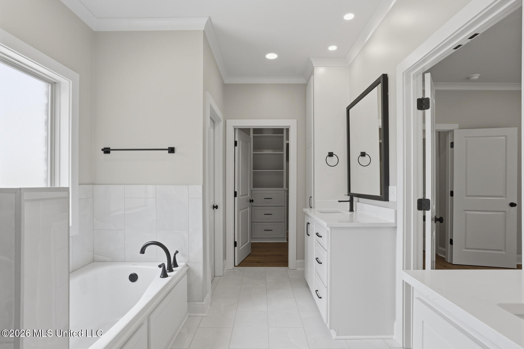 364 Aurora Circle Property Photo 24