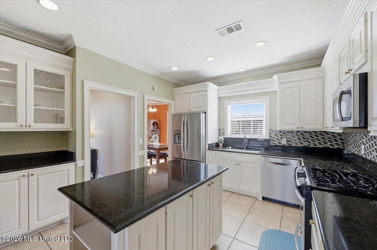 104 Merlot Cove Property Photo 8