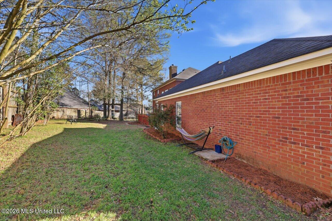 104 Merlot Cove Property Photo 34