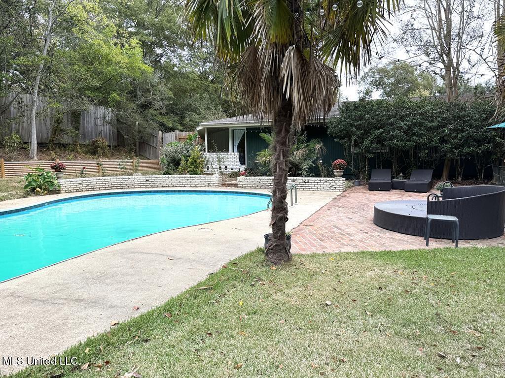 102 Dana Road Property Photo 3