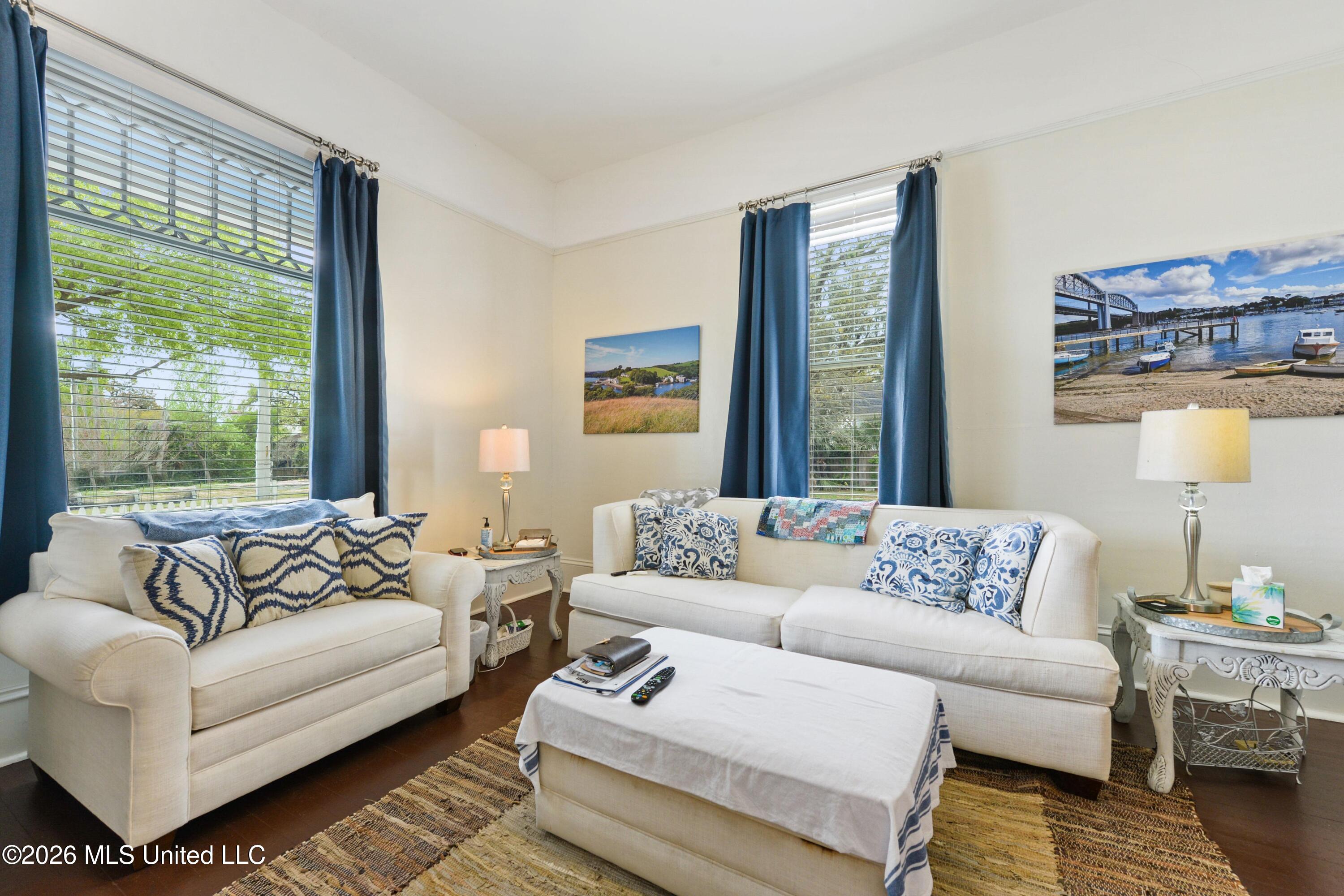 620 Howard Avenue Property Photo 6